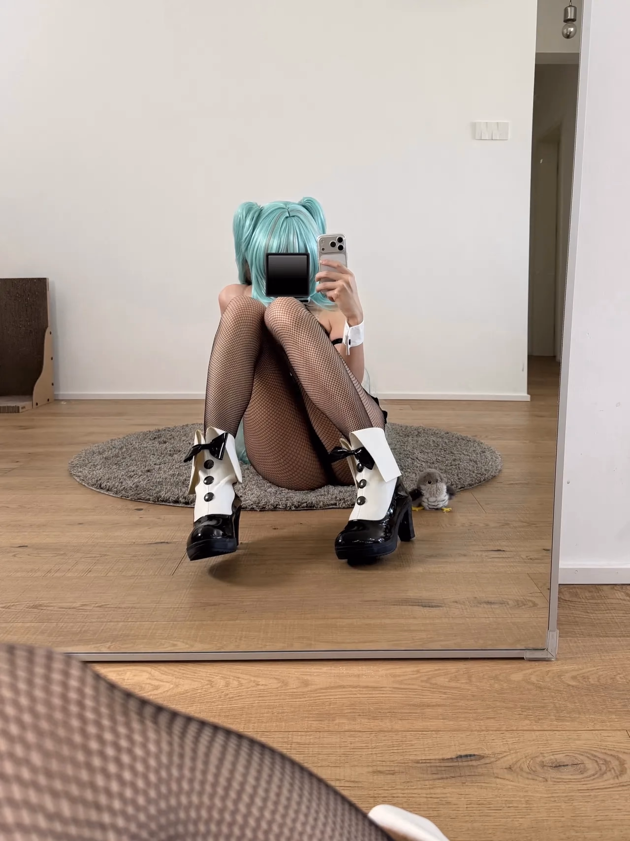 Green Chacha as Hatsune Miku — cosplay photo 55 of 80