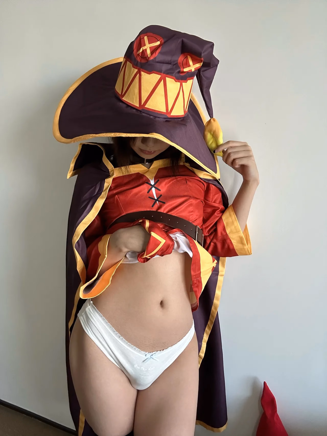 Green Chacha as Megumin — cosplay photo 3 of 32