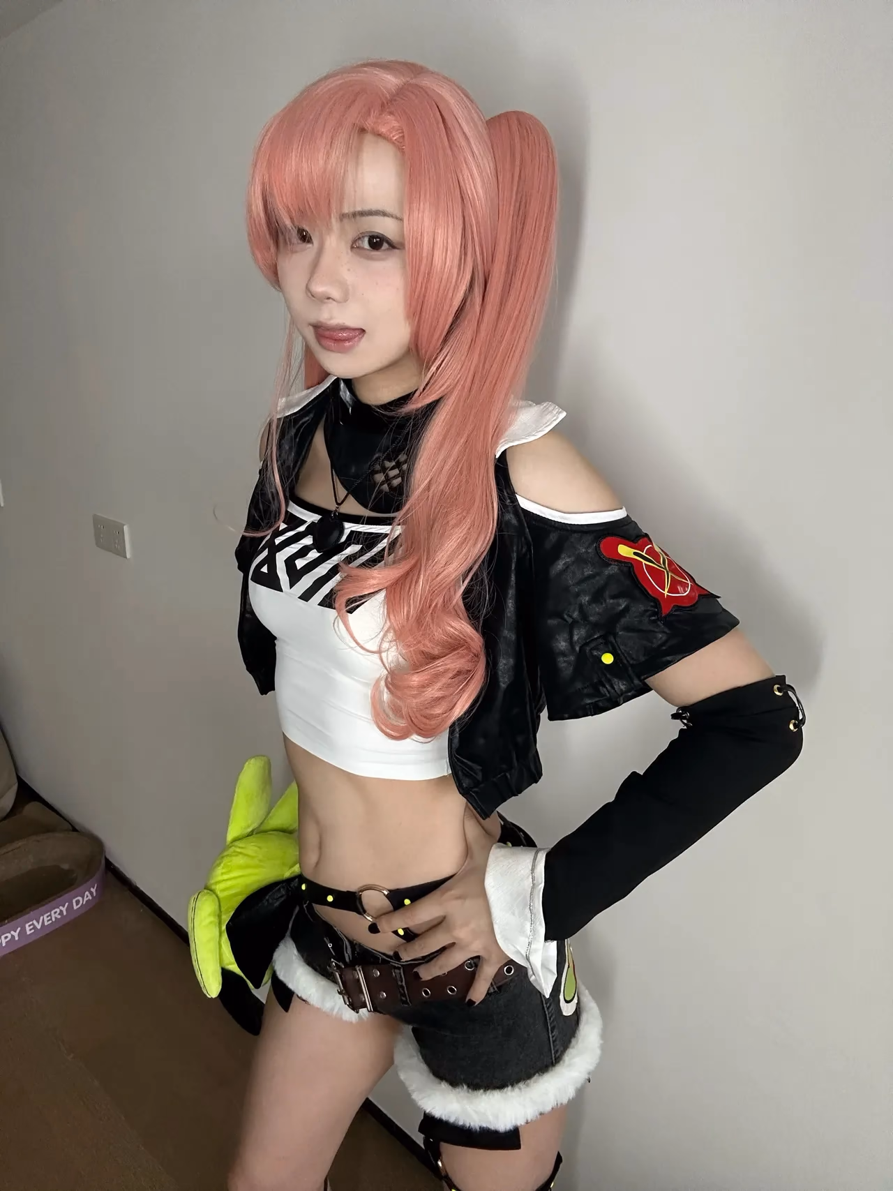 Green Chacha as Nicole Demara — cosplay photo 4 of 24
