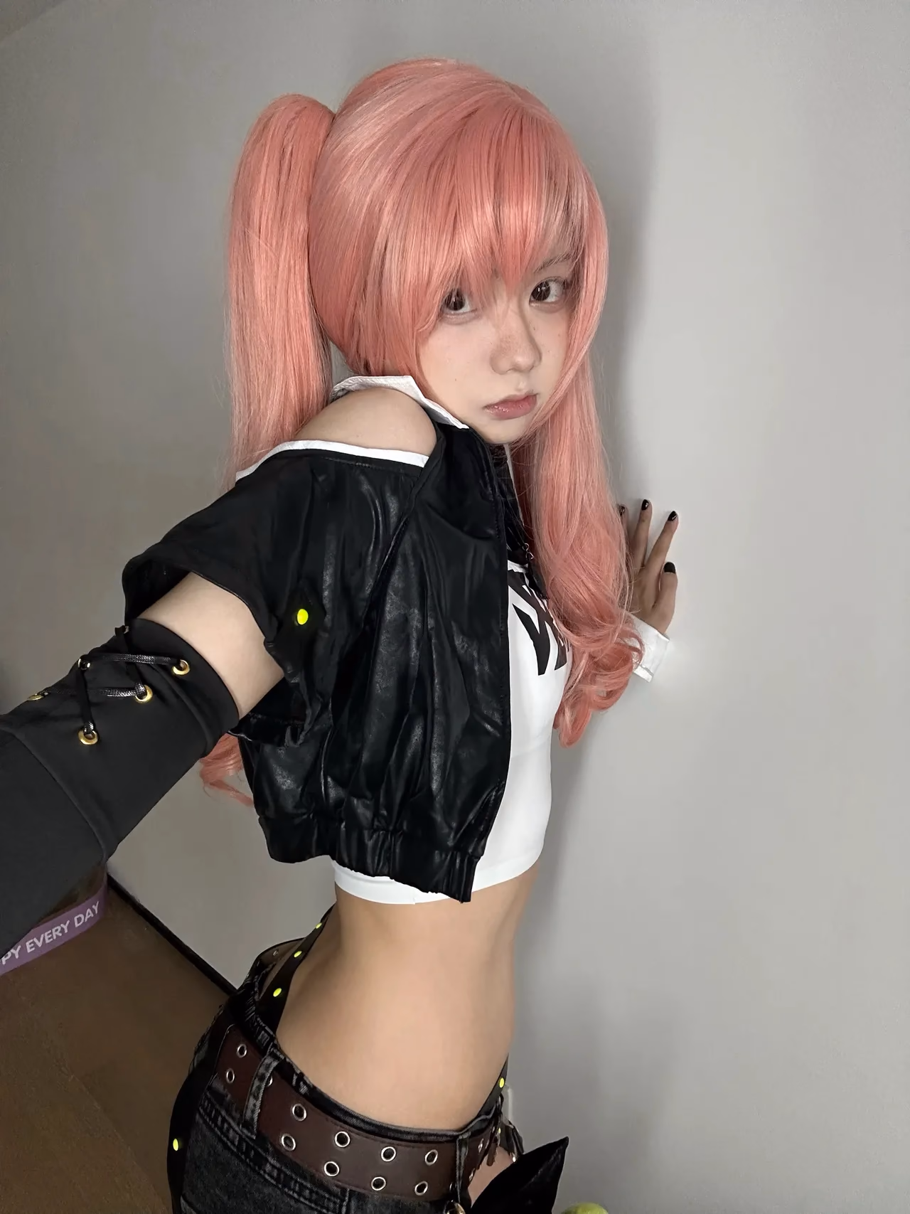 Green Chacha as Nicole Demara — cosplay photo 5 of 24