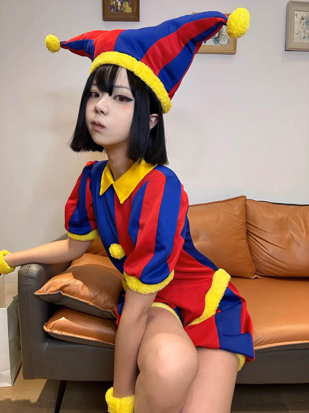 Green Chacha as Pomni — cosplay photo 13 of 38