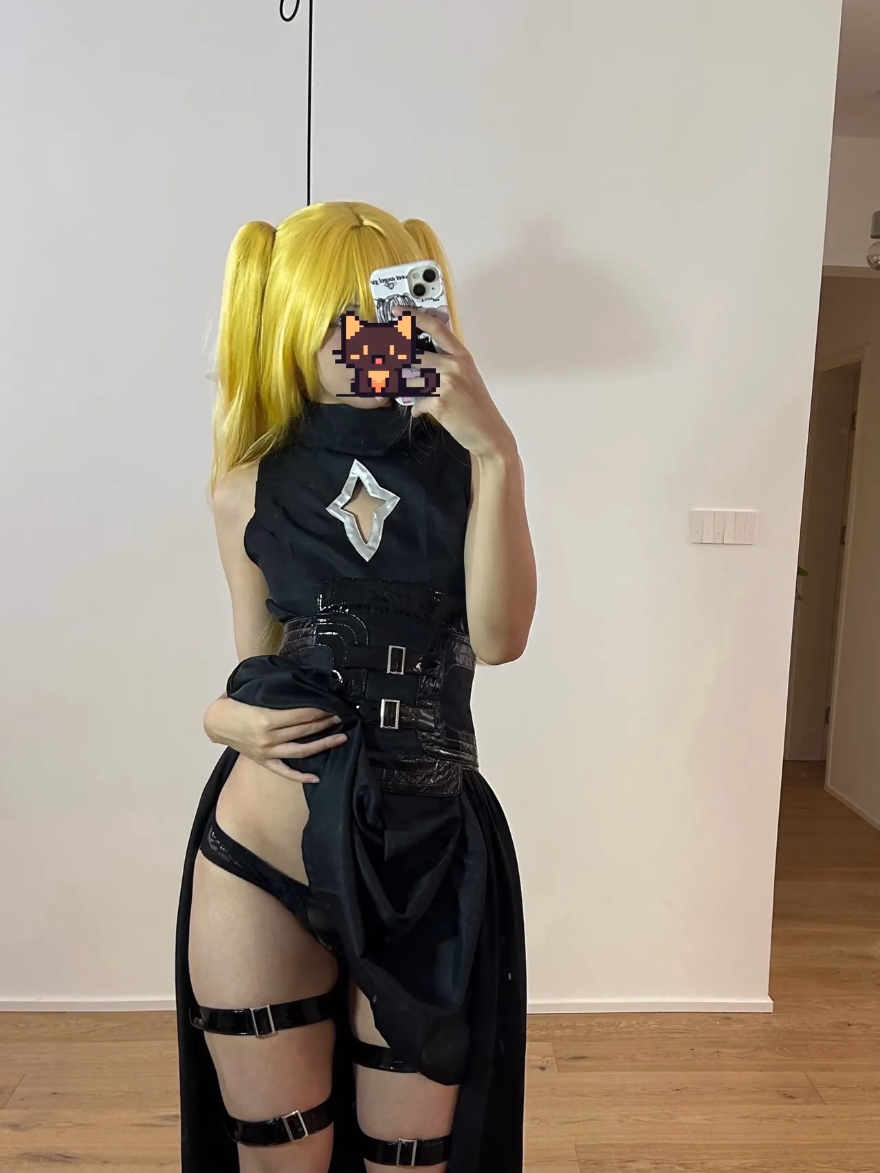 Green Chacha as Golden Darkness (Yami) — cosplay photo 5 of 12