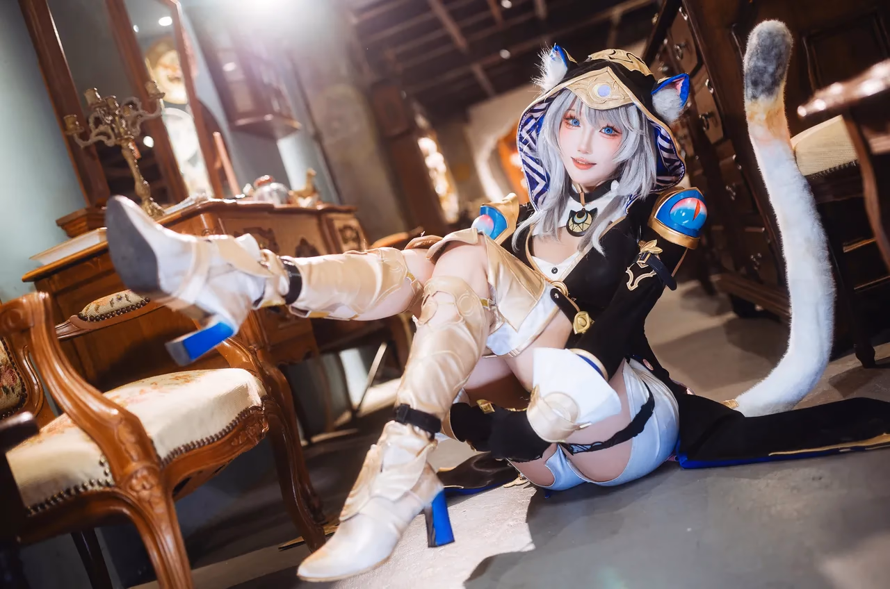 Guaxichan as Cipher — cosplay photo 12 of 15