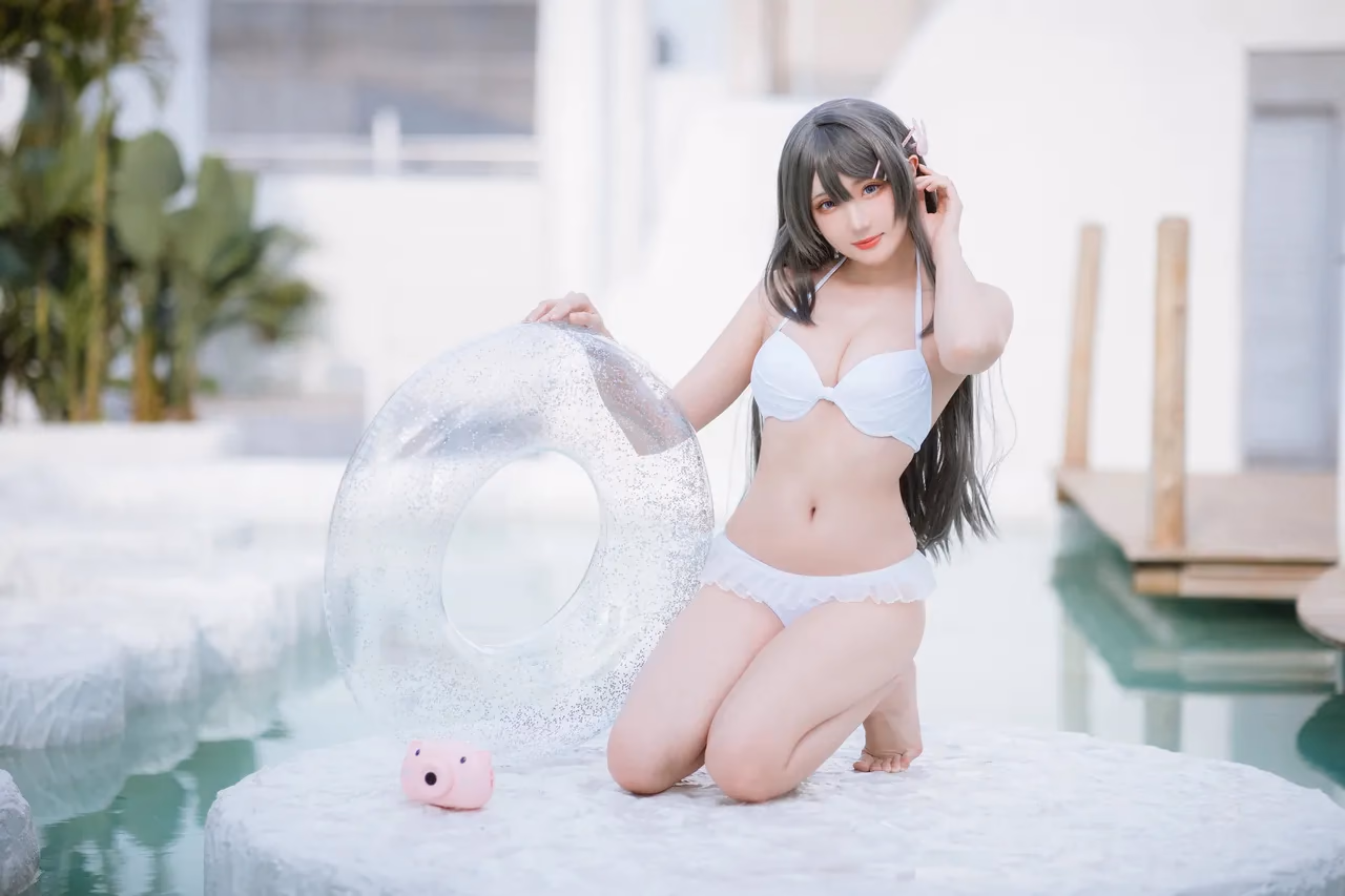 Guaxichan as Mai Sakurajima — cosplay photo 6 of 28