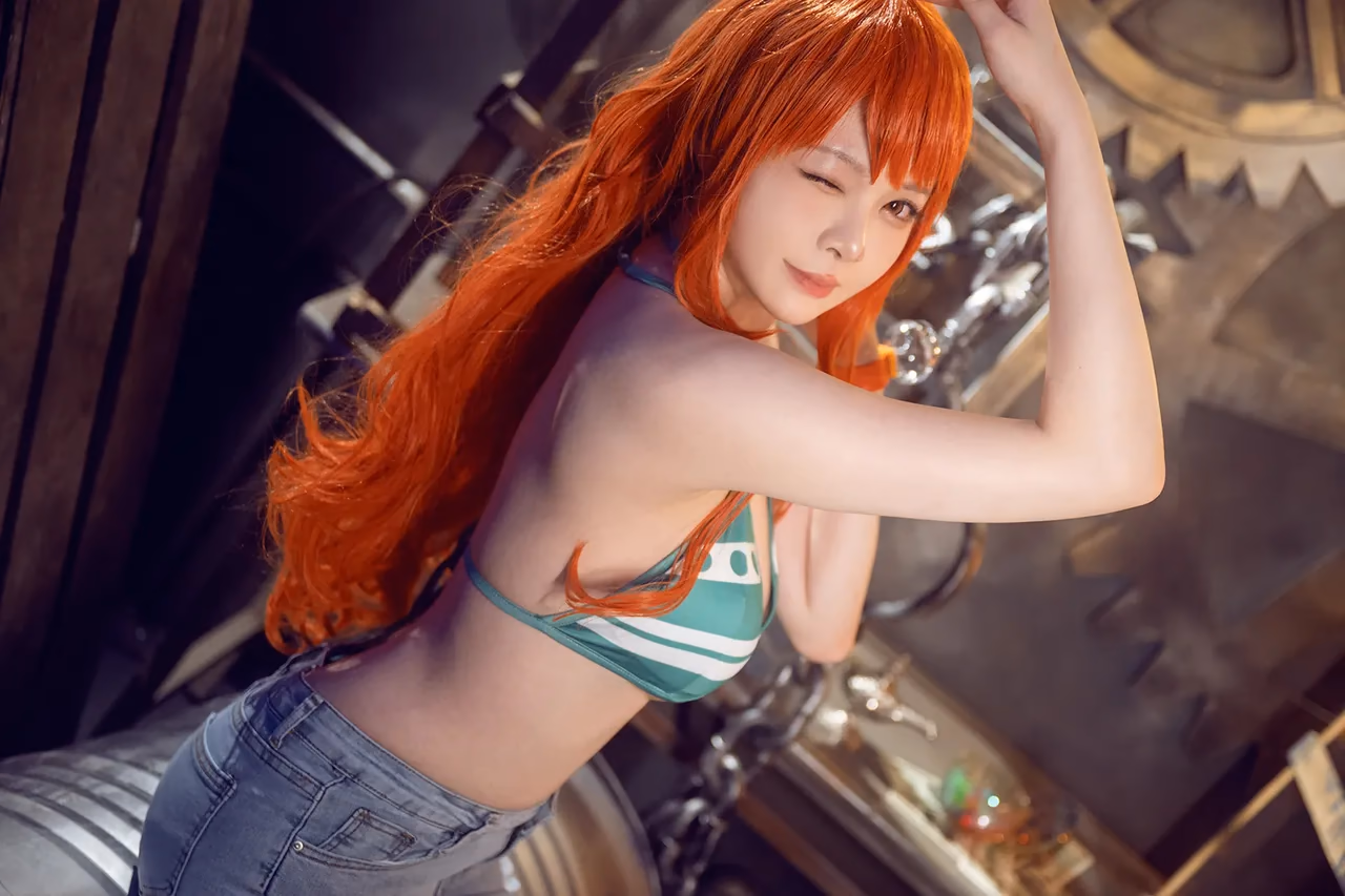 Hachi as Nami — cosplay photo 6 of 21