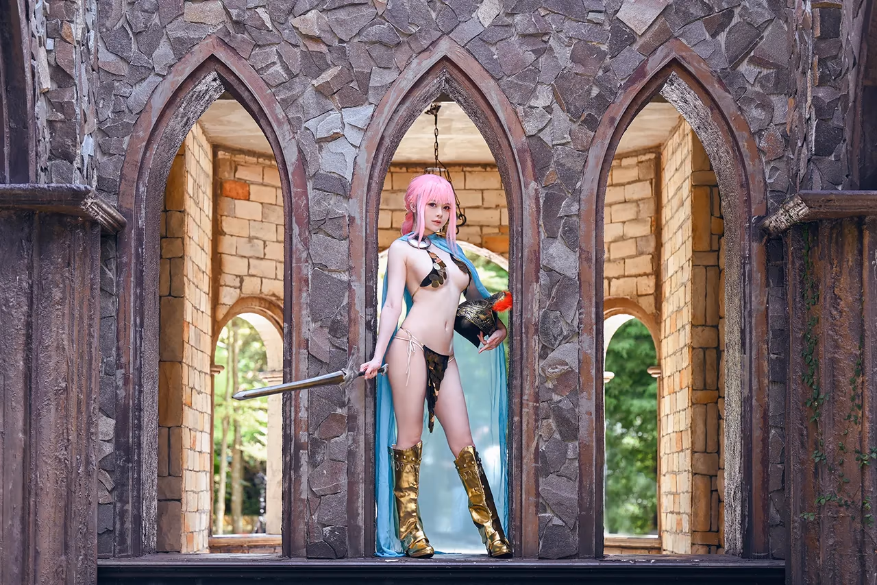 Hachi as Rebecca — cosplay photo 5 of 23