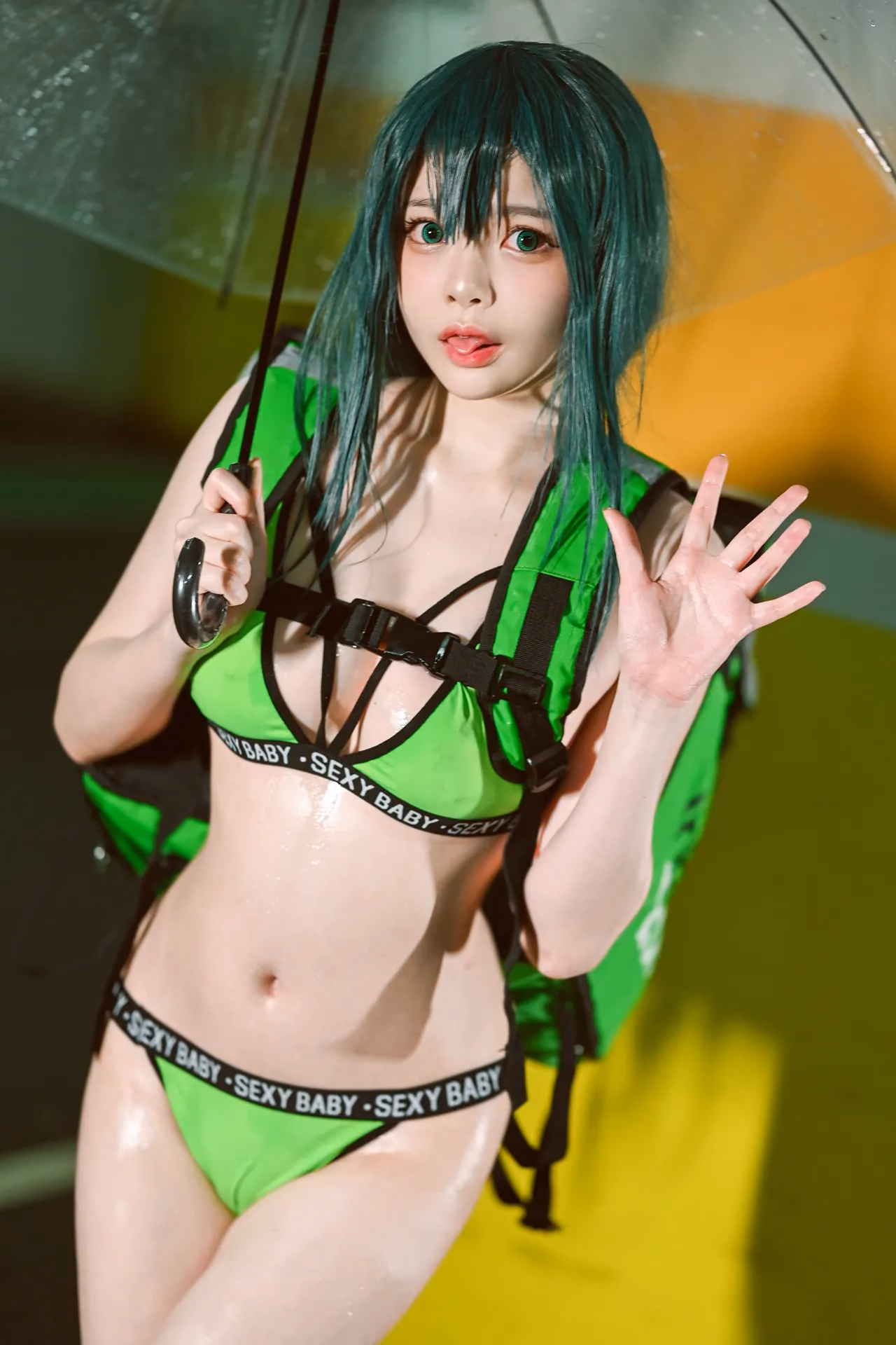 Hachi as Tsuyu Asui — cosplay photo 15 of 18