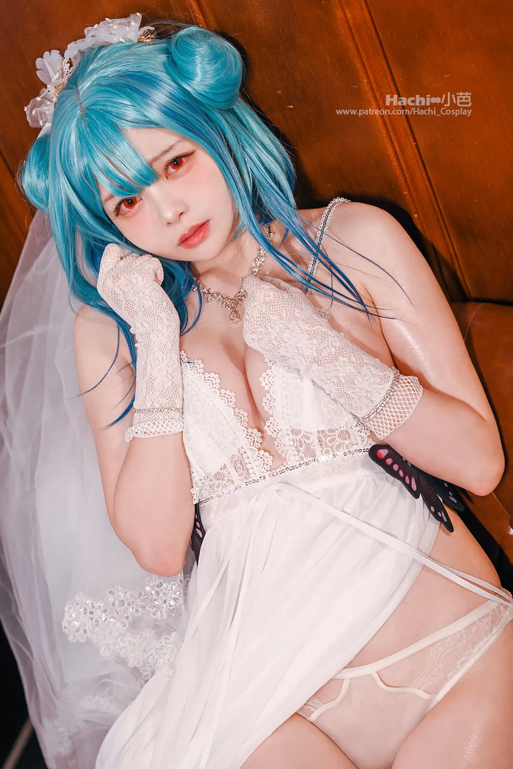 Hachi as Uruha Rushia — cosplay photo 14 of 15
