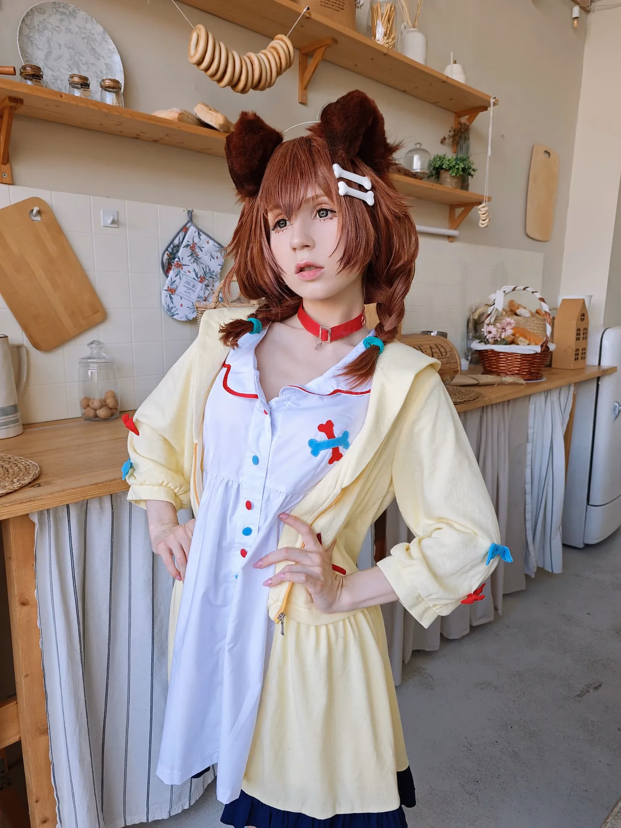 Hackee as Inugami Korone — cosplay photo 10 of 85