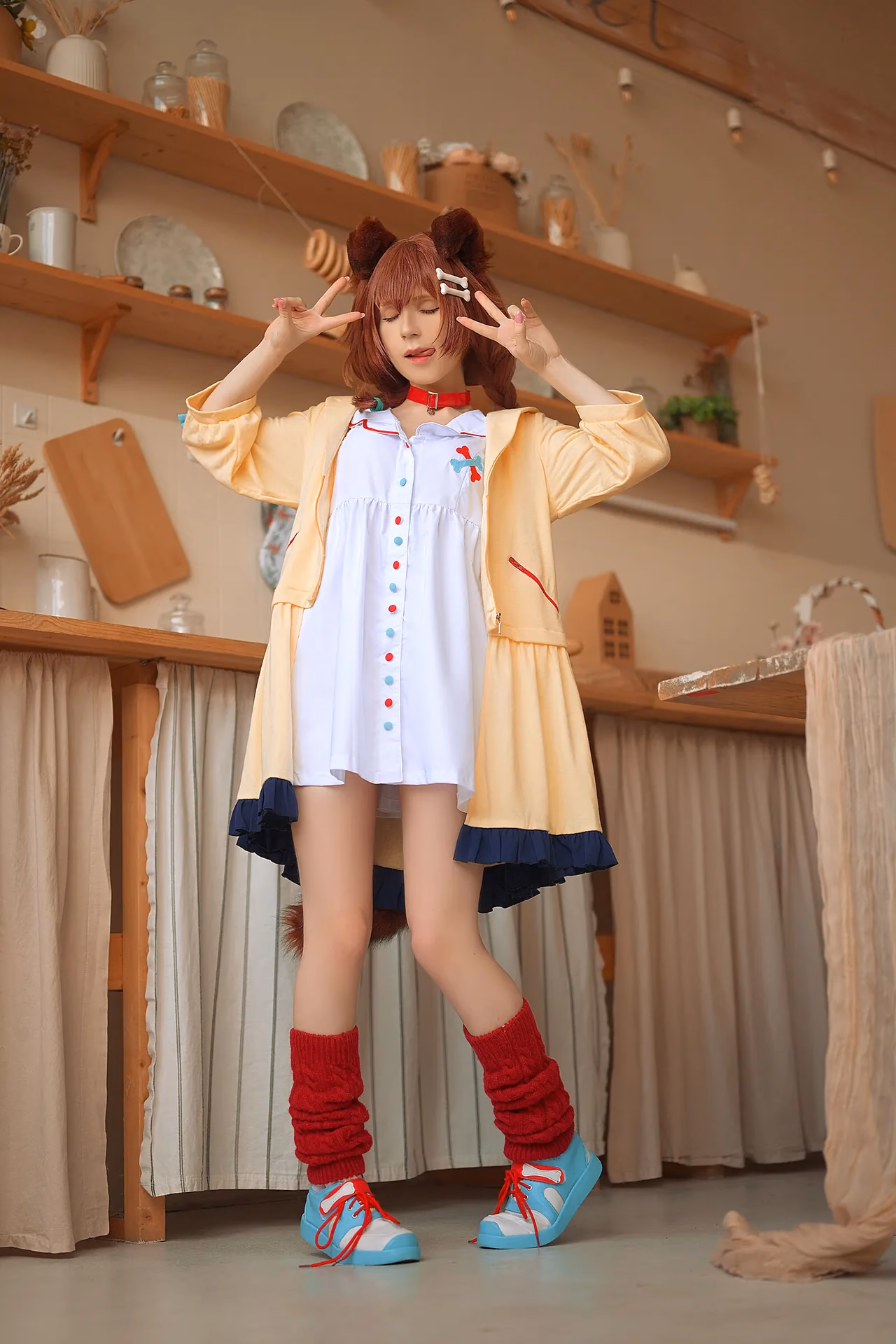 Hackee as Inugami Korone — cosplay photo 2 of 85