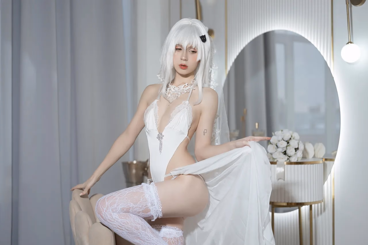 Hackee as Koneko Toujou — cosplay photo 2 of 56
