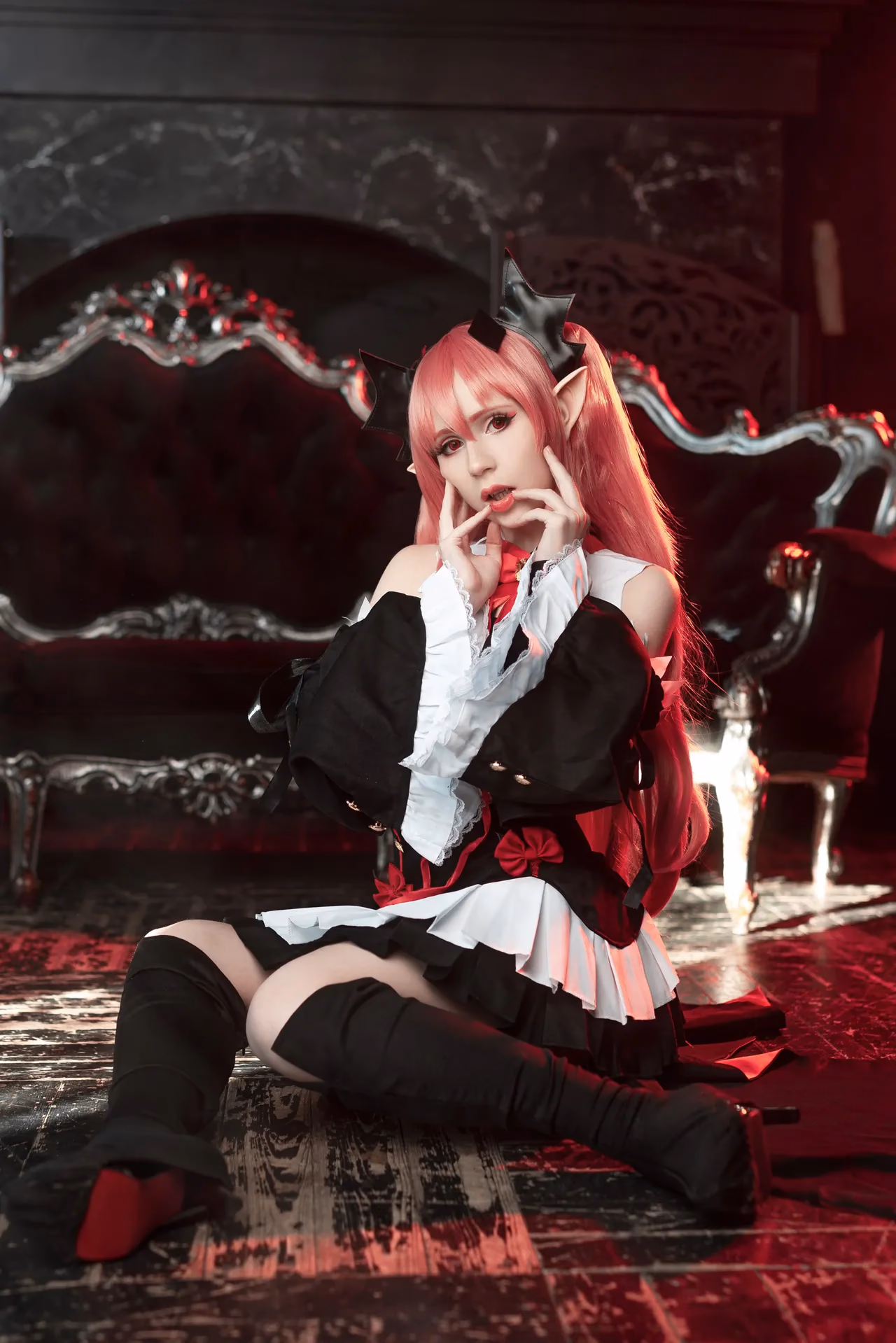 Hackee as Krul Tepes — cosplay photo 8 of 20