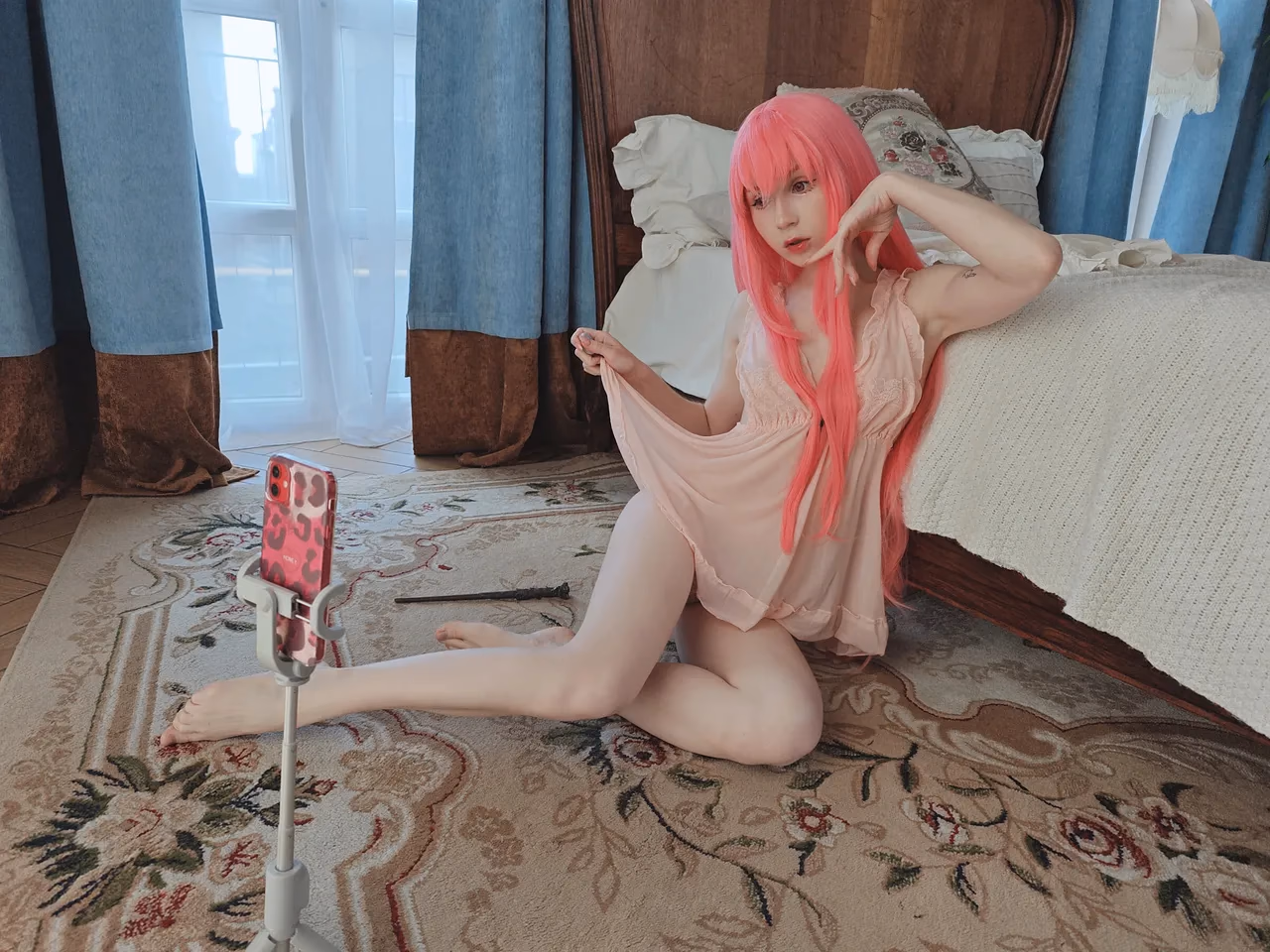 Hackee as Louise Francoise — cosplay photo 32 of 68