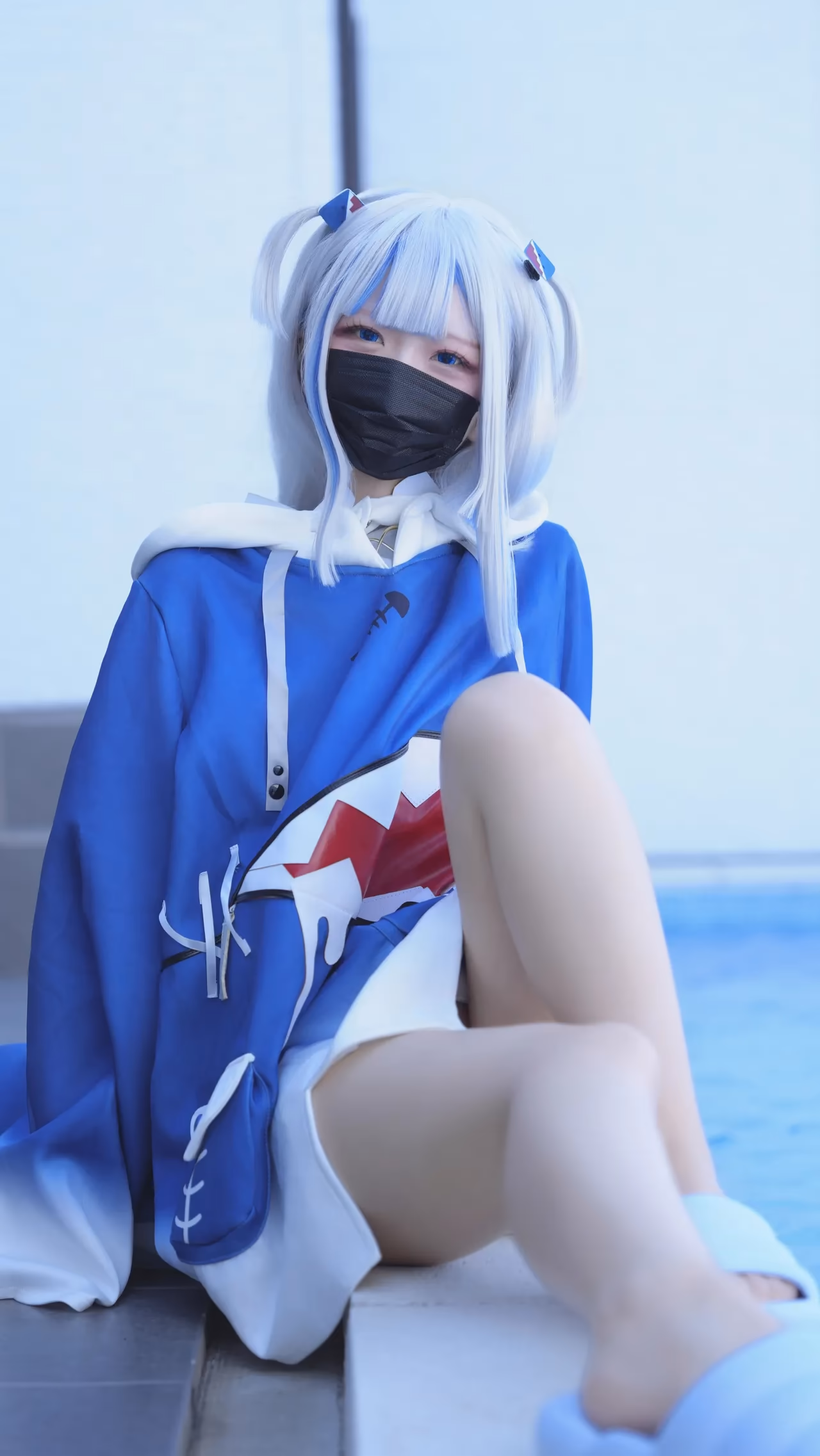 Hamu as Gawr Gura — cosplay photo 17 of 111