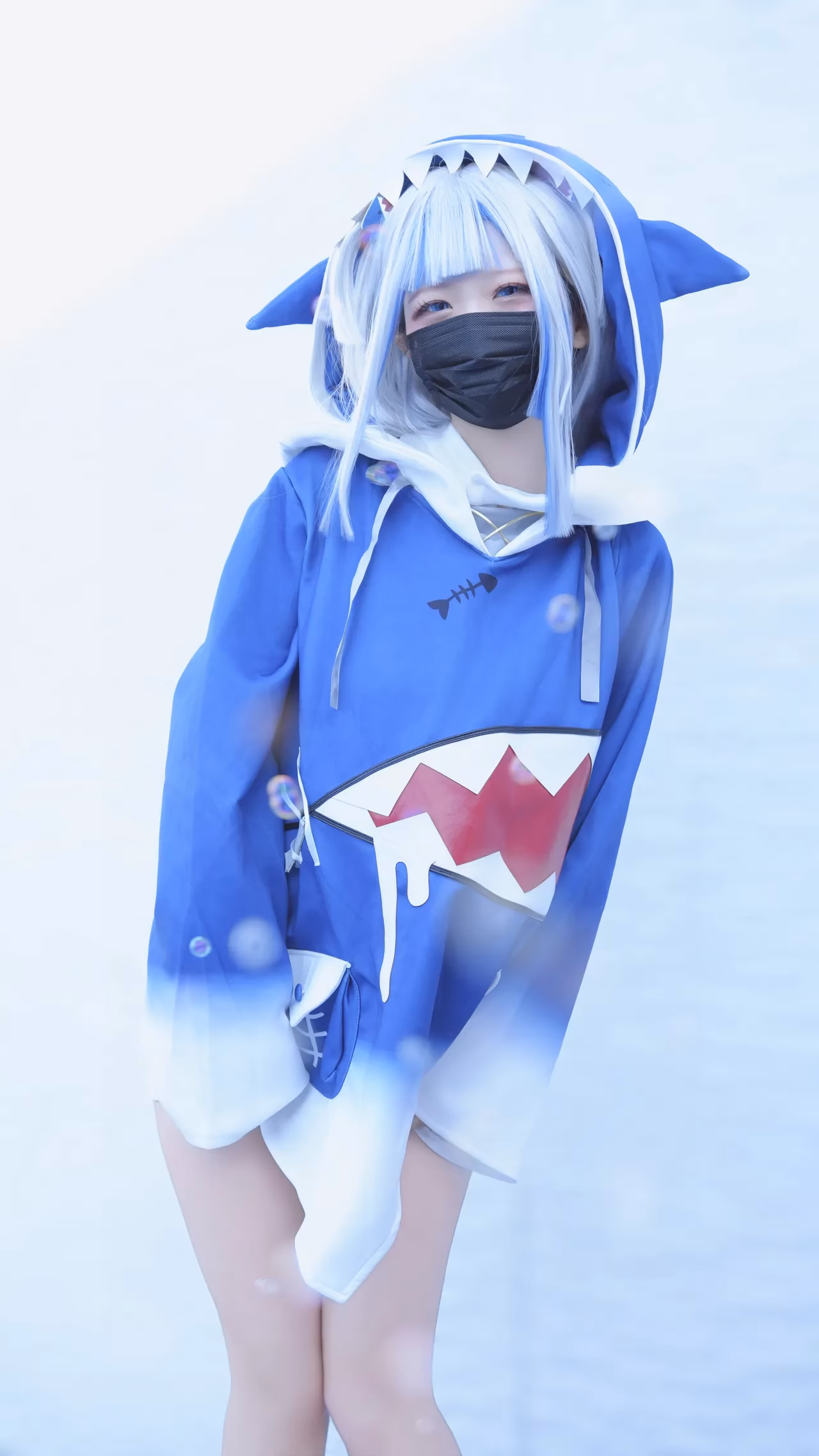Hamu as Gawr Gura — cosplay photo 5 of 111