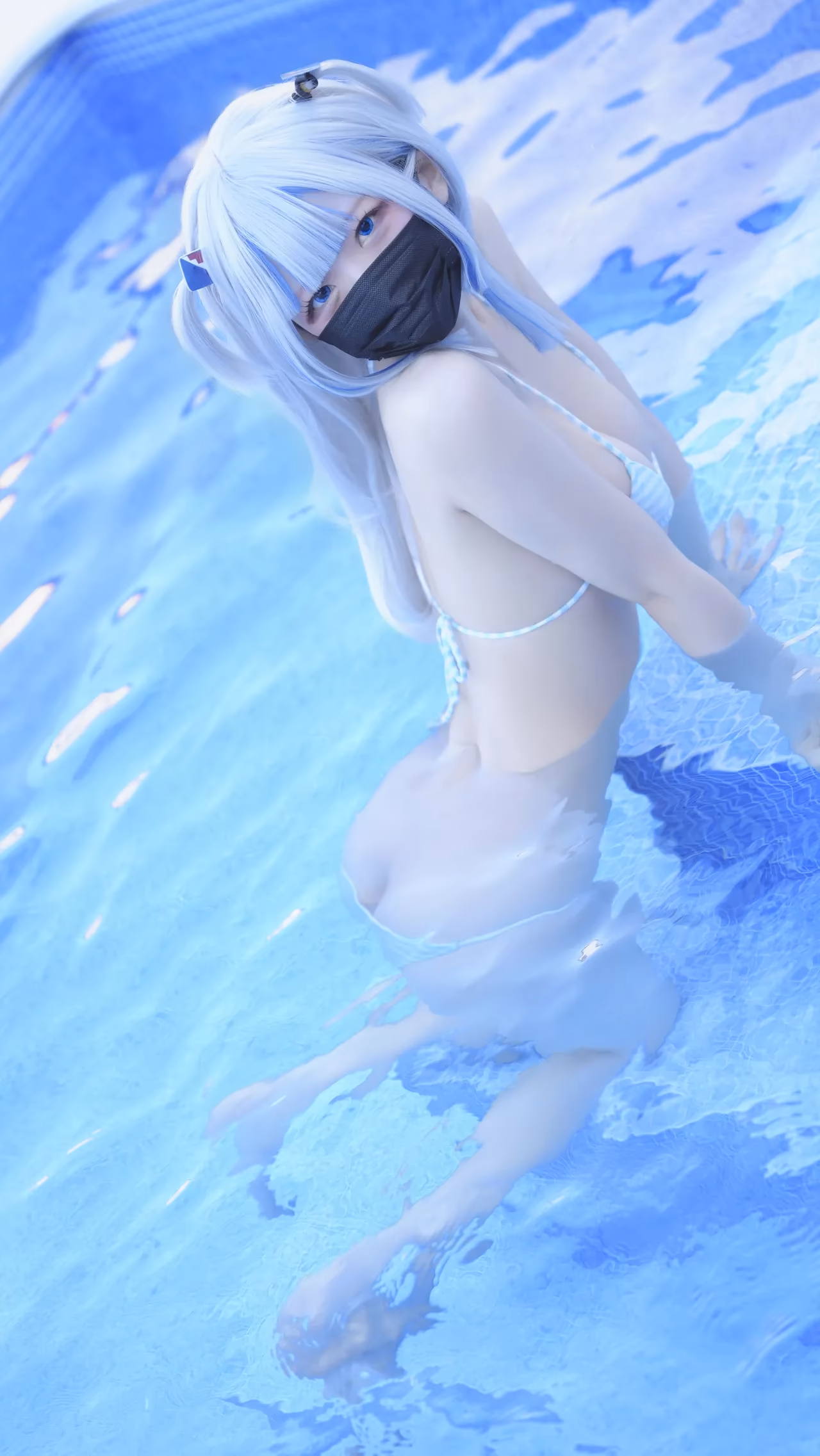 Hamu as Gawr Gura — cosplay photo 66 of 111
