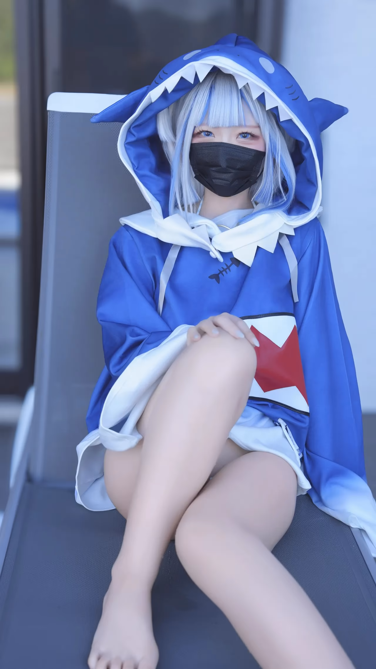 Hamu as Gawr Gura — cosplay photo 82 of 111
