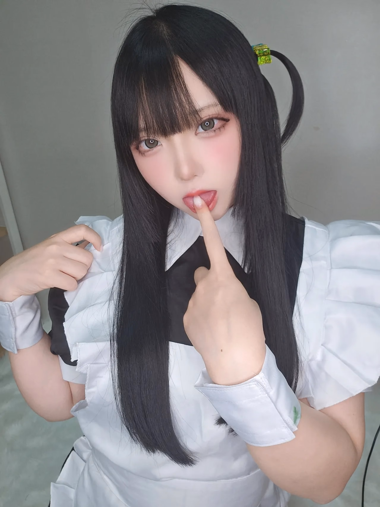 Hamumang as Hitori Gotoh — cosplay photo 2 of 26