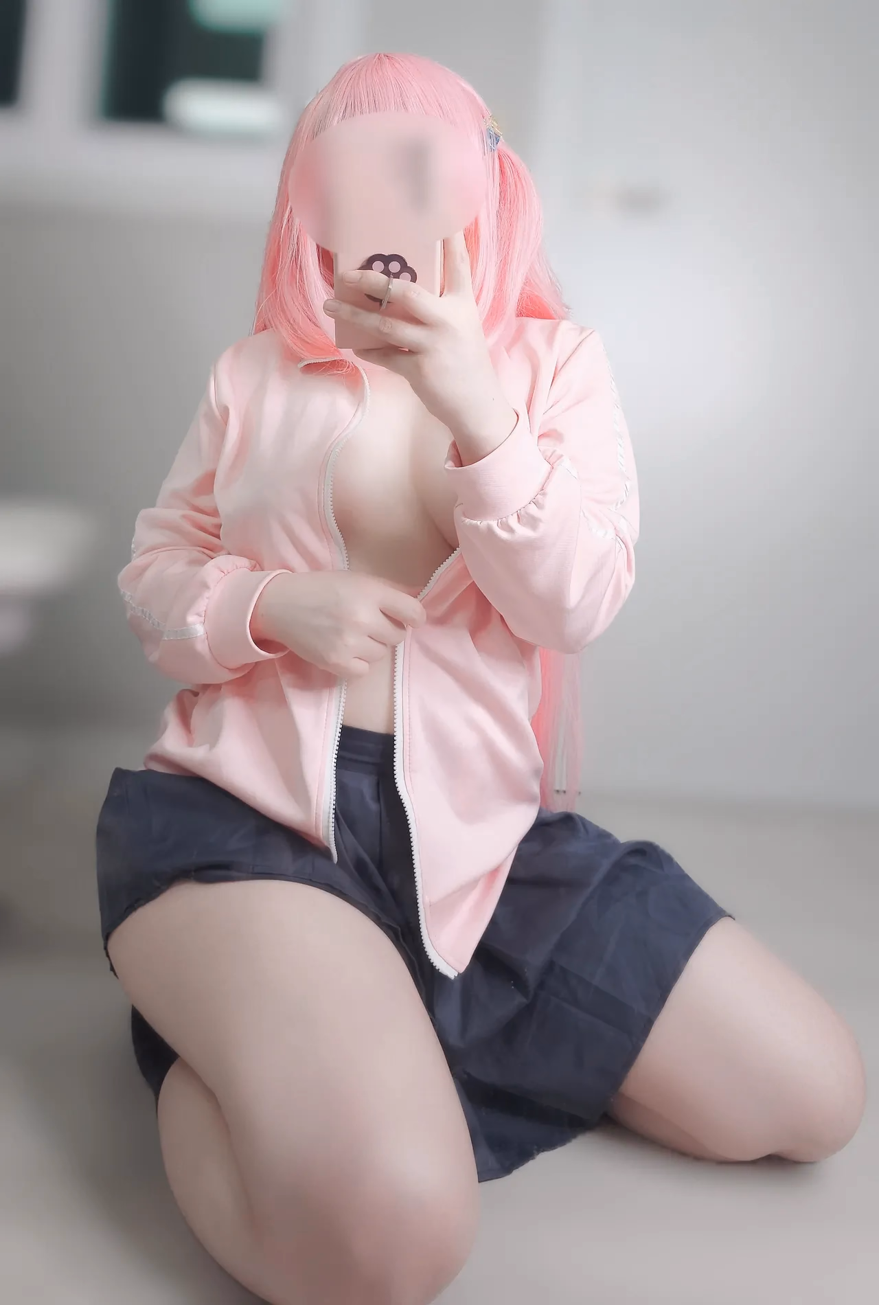 Hamumang as Hitori Gotoh — cosplay photo 6 of 12