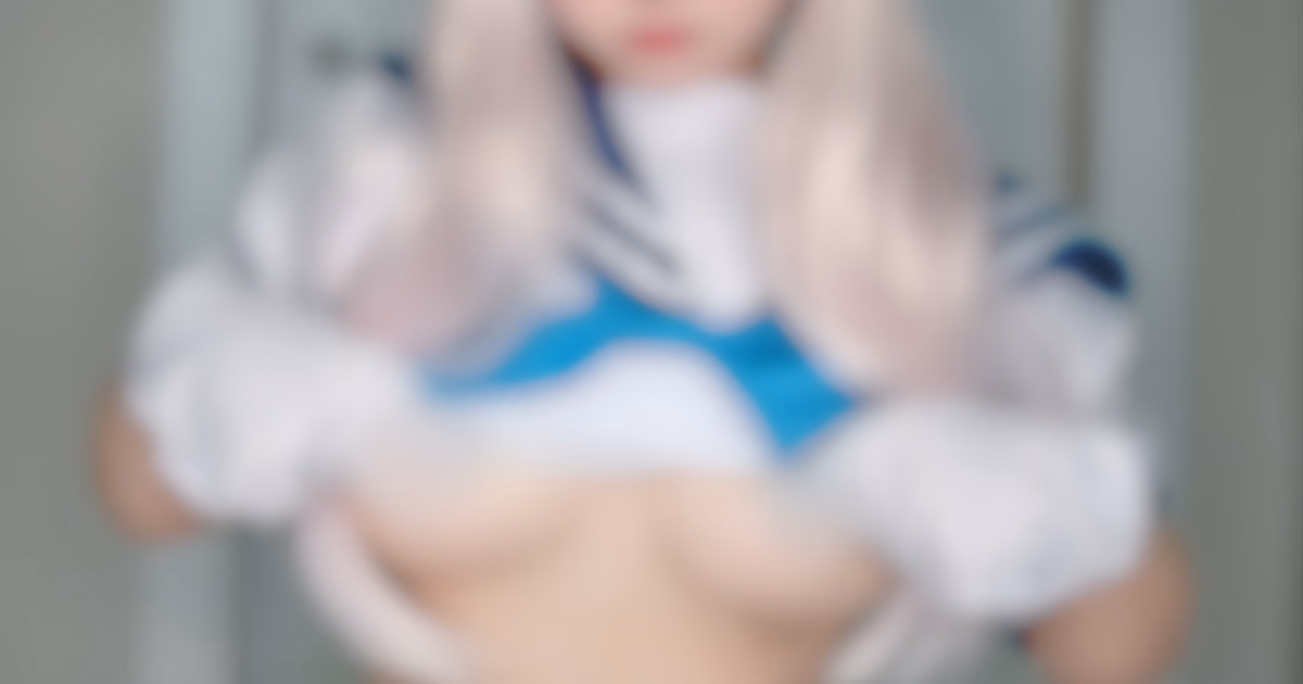 Hamumang as Neon — cosplay photo 1 of 11