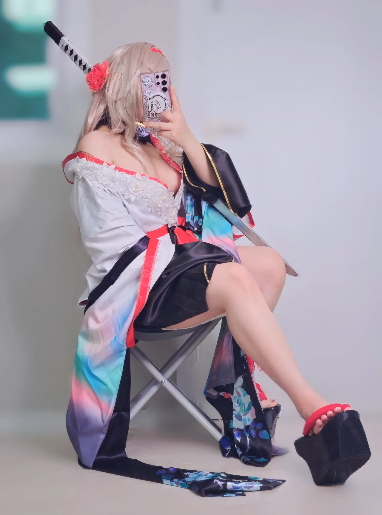 Hamumang as Scarlet — cosplay photo 12 of 19