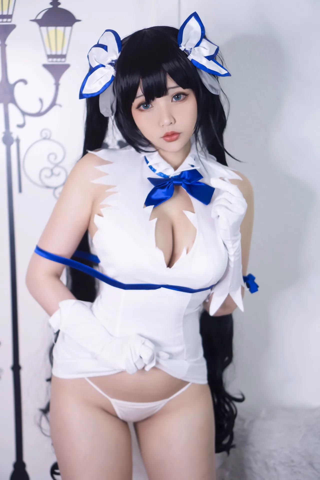 Hana Bunny as Hestia — cosplay photo 2 of 15