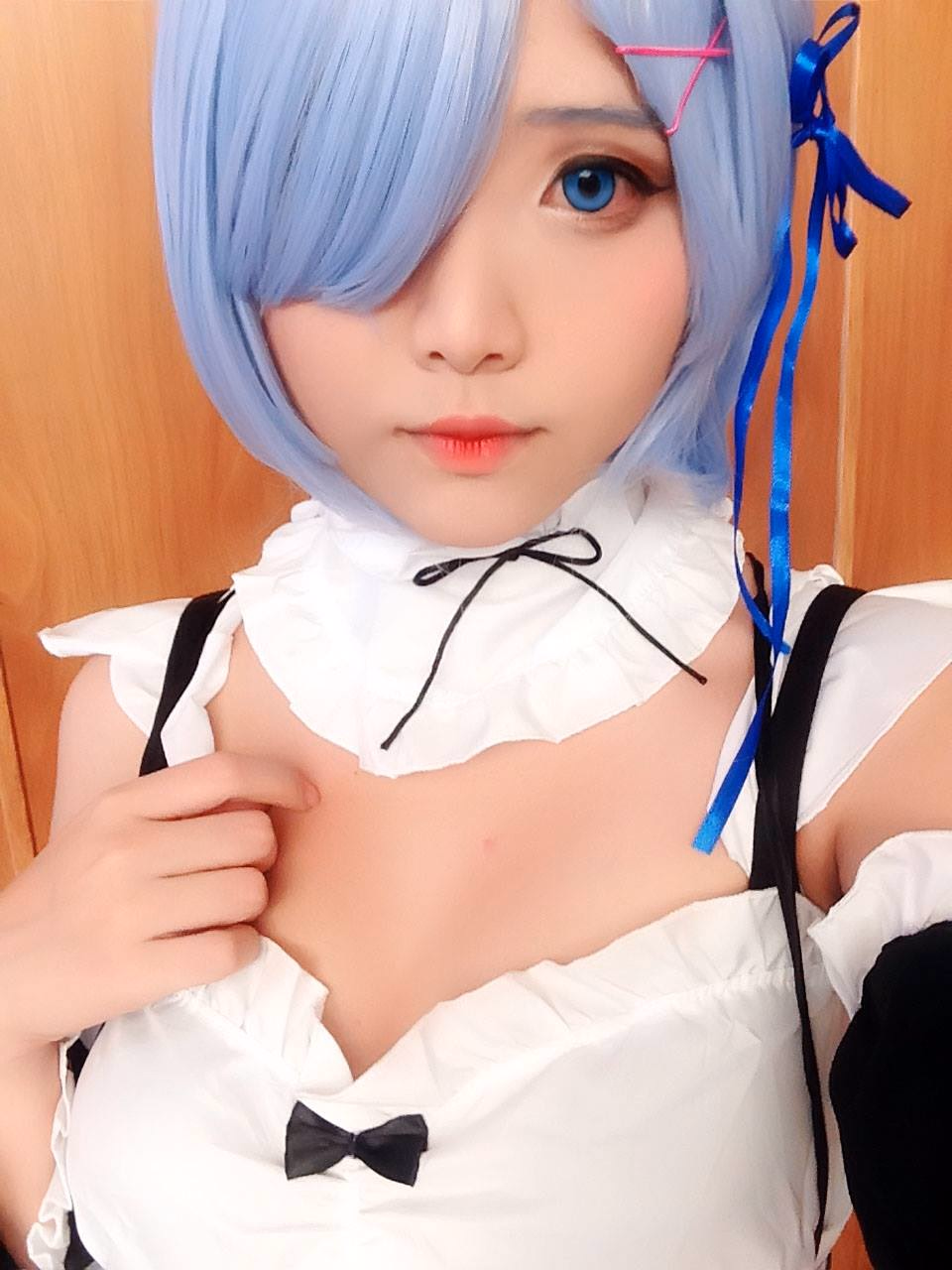 Hana Bunny as Rem — cosplay photo 17 of 20