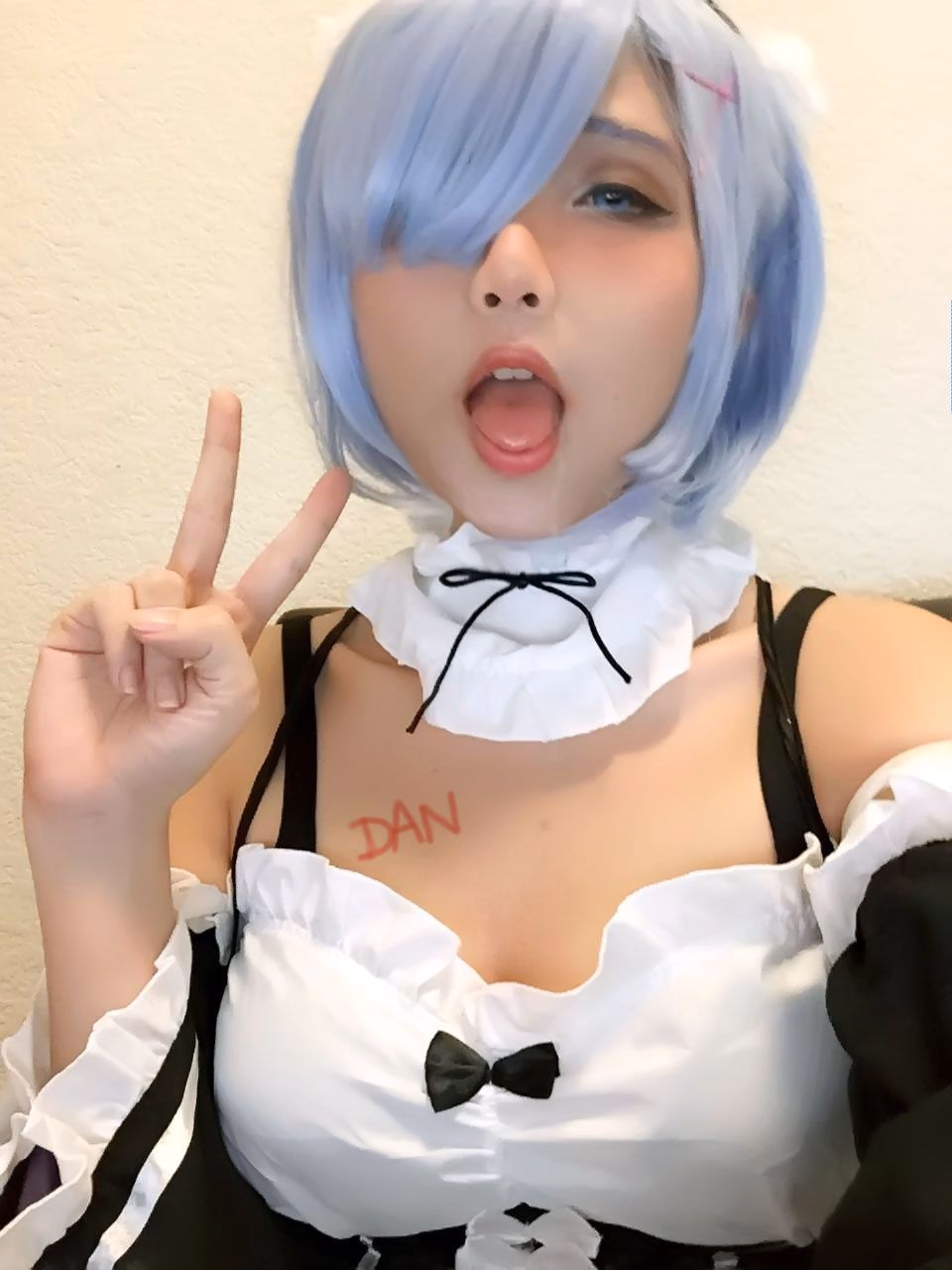 Hana Bunny as Rem — cosplay photo 19 of 20