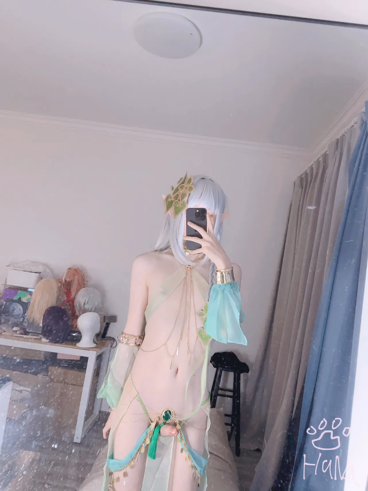 HanaSliver as Nahida — cosplay photo 2 of 5