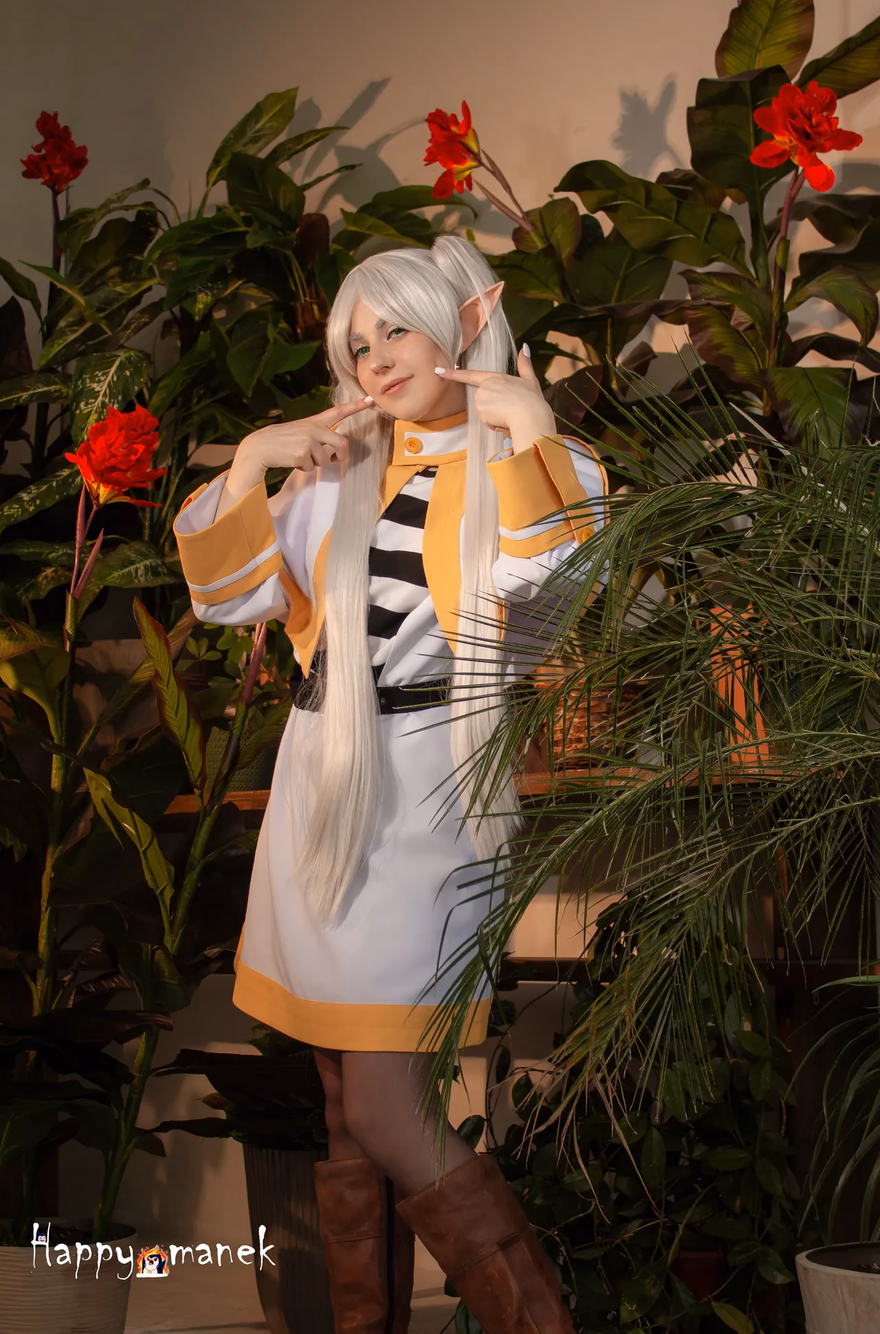 Happy_Manek as Frieren — cosplay photo 10 of 32