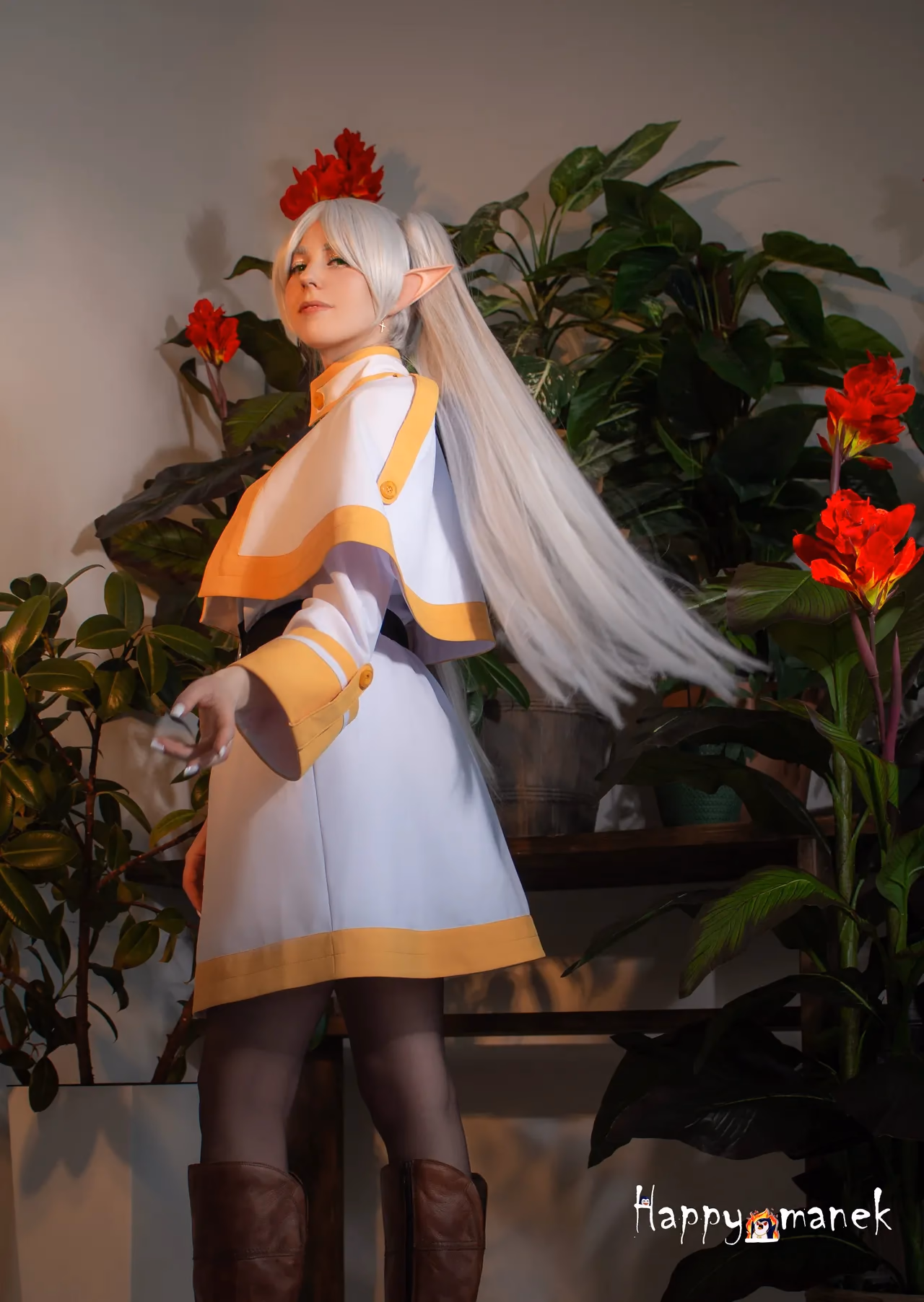 Happy_Manek as Frieren — cosplay photo 6 of 32