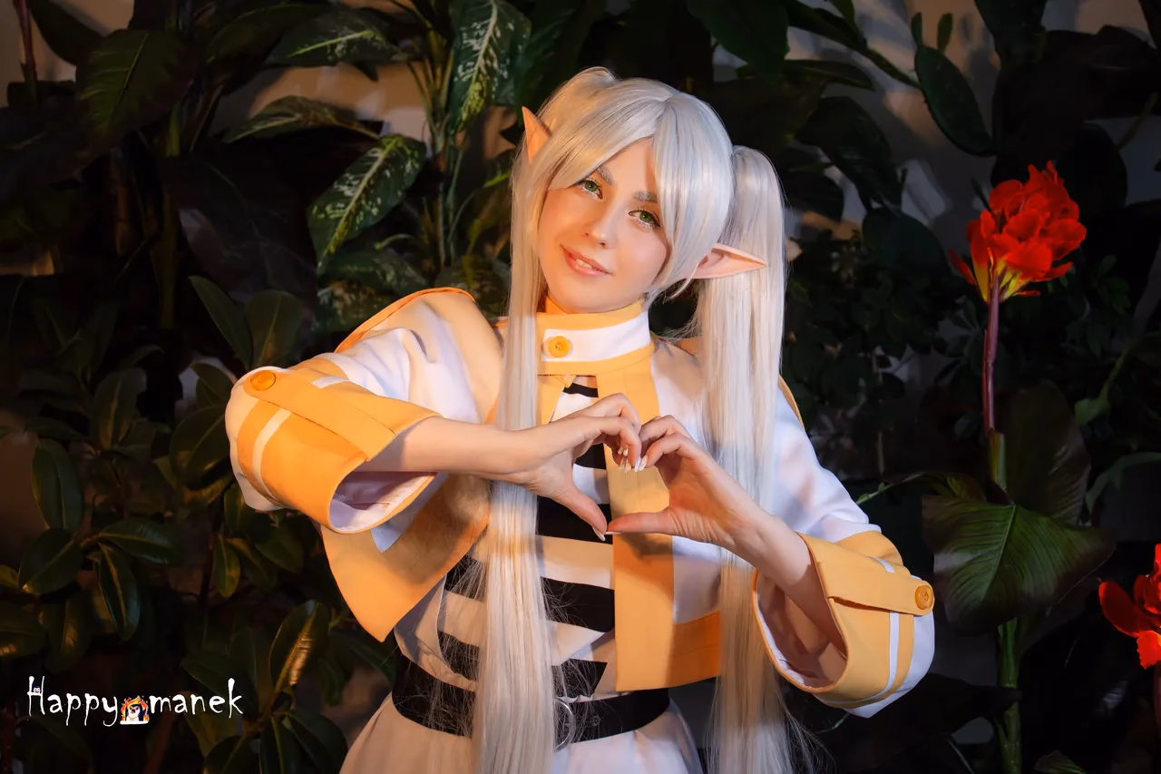 Happy_Manek as Frieren — cosplay photo 7 of 32