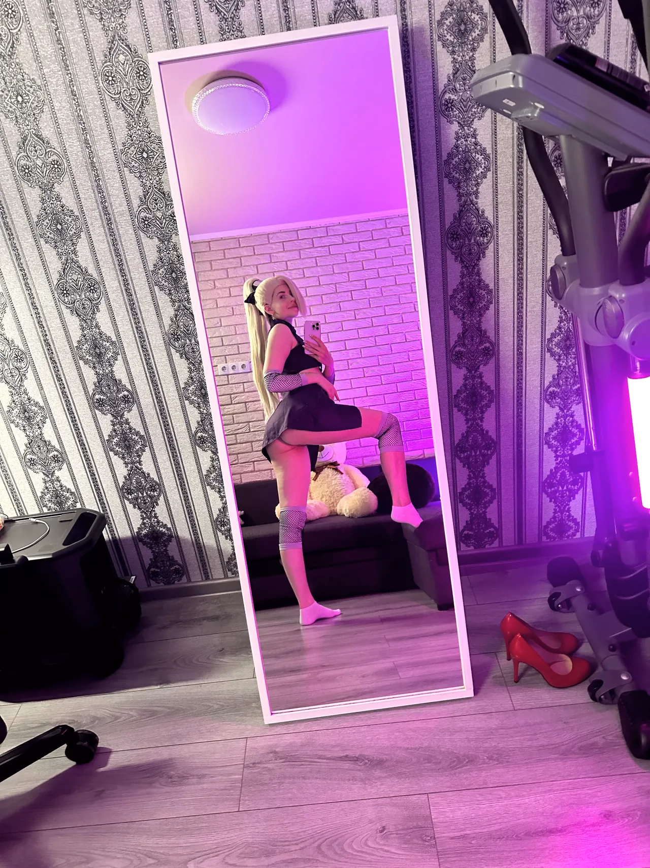 Happy_Manek as Ino Yamanaka — cosplay photo 7 of 35