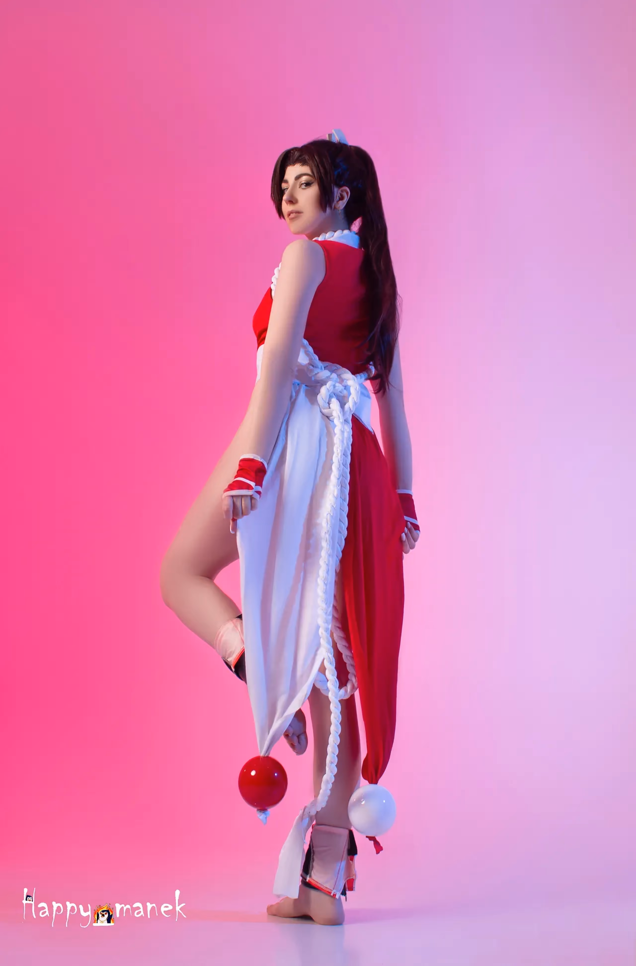 Happy_Manek as Mai Shiranui — cosplay photo 10 of 31
