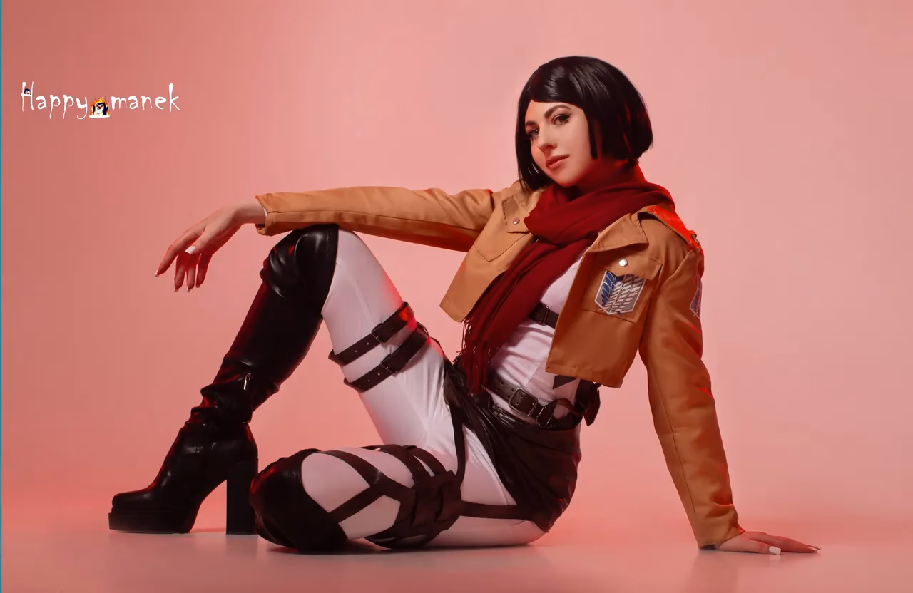Happy_Manek as Mikasa Ackerman — cosplay photo 11 of 34