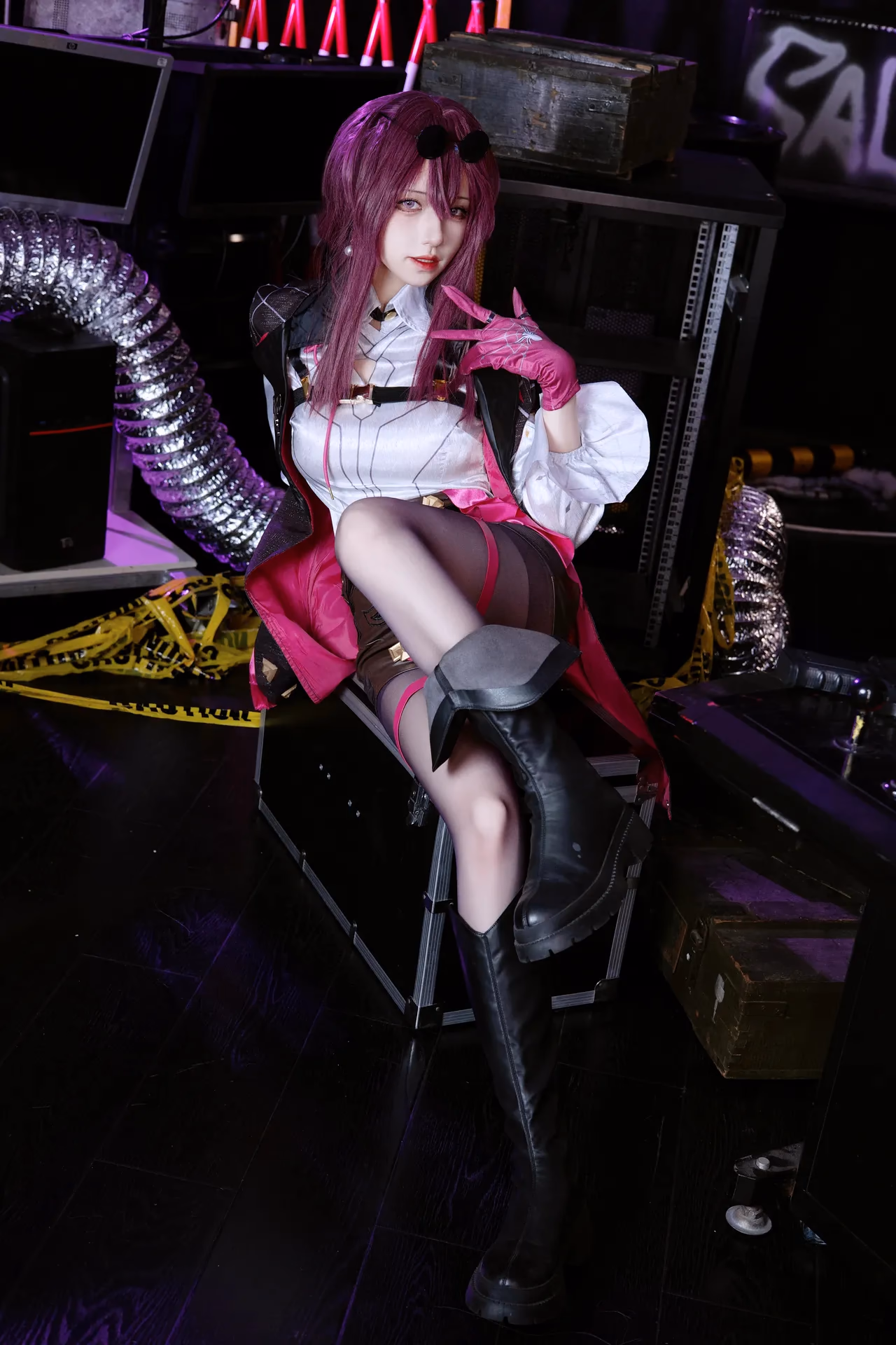 HayashiChuya as Kafka — cosplay photo 16 of 30