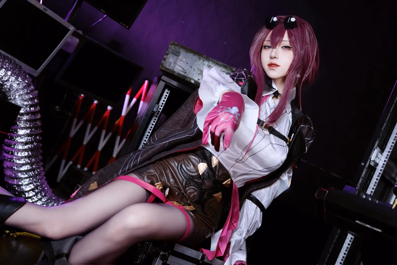 HayashiChuya as Kafka — cosplay photo 17 of 30