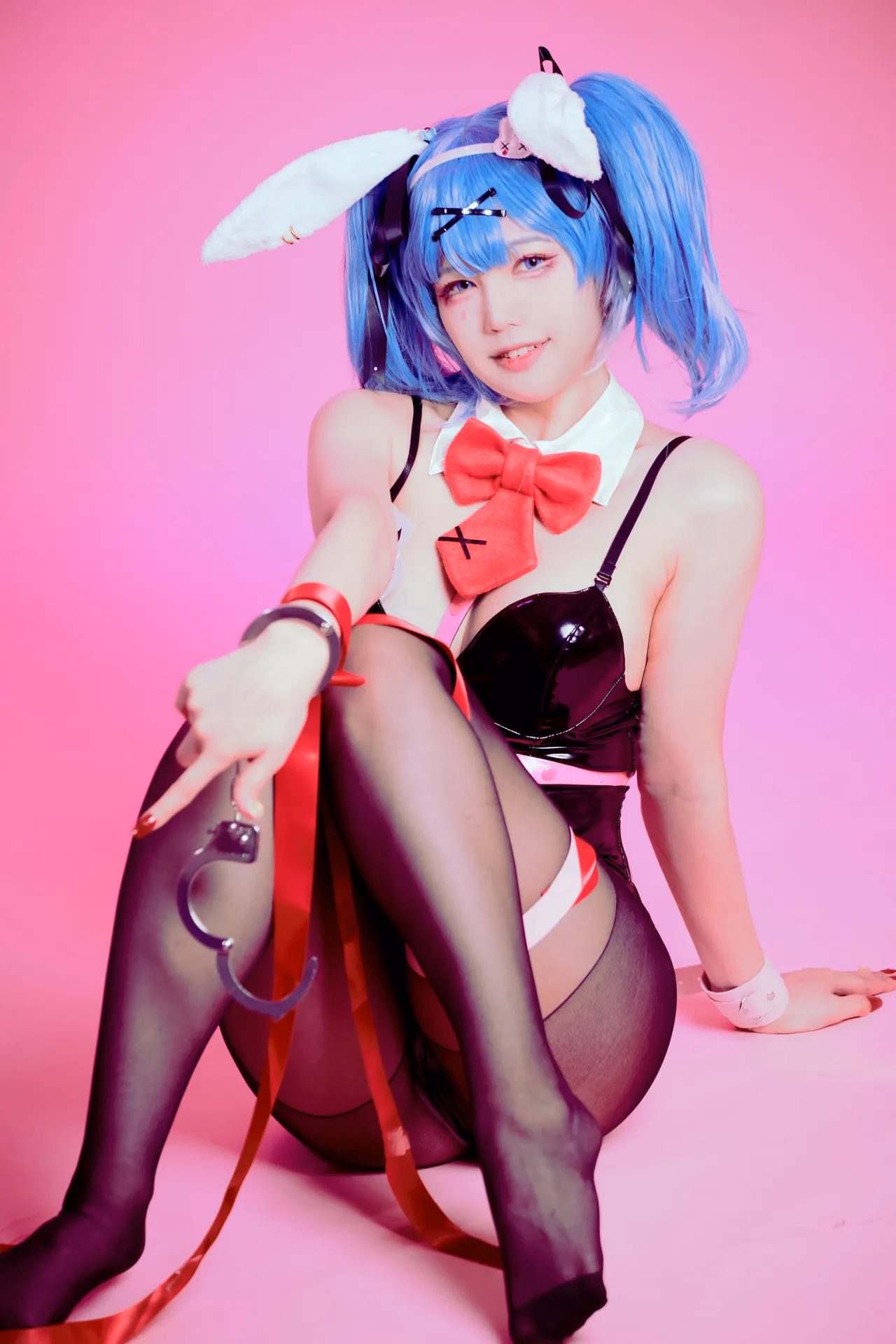 HEEYA as Hatsune Miku — cosplay photo 12 of 25