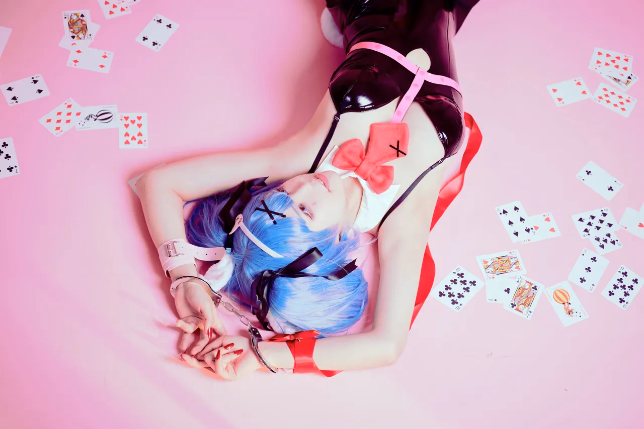 HEEYA as Hatsune Miku — cosplay photo 20 of 25
