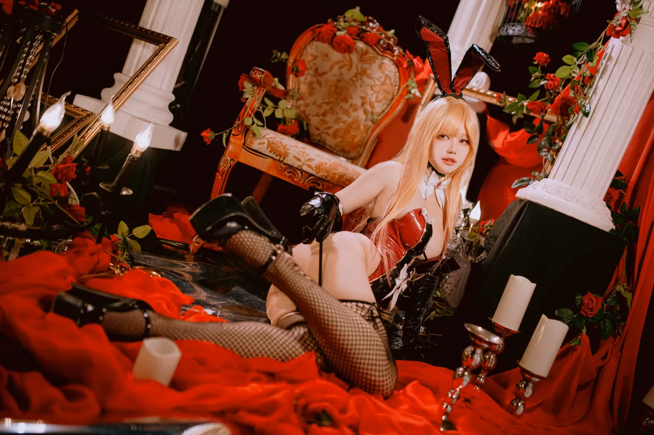 HEEYA as Marin Kitagawa — cosplay photo 17 of 27