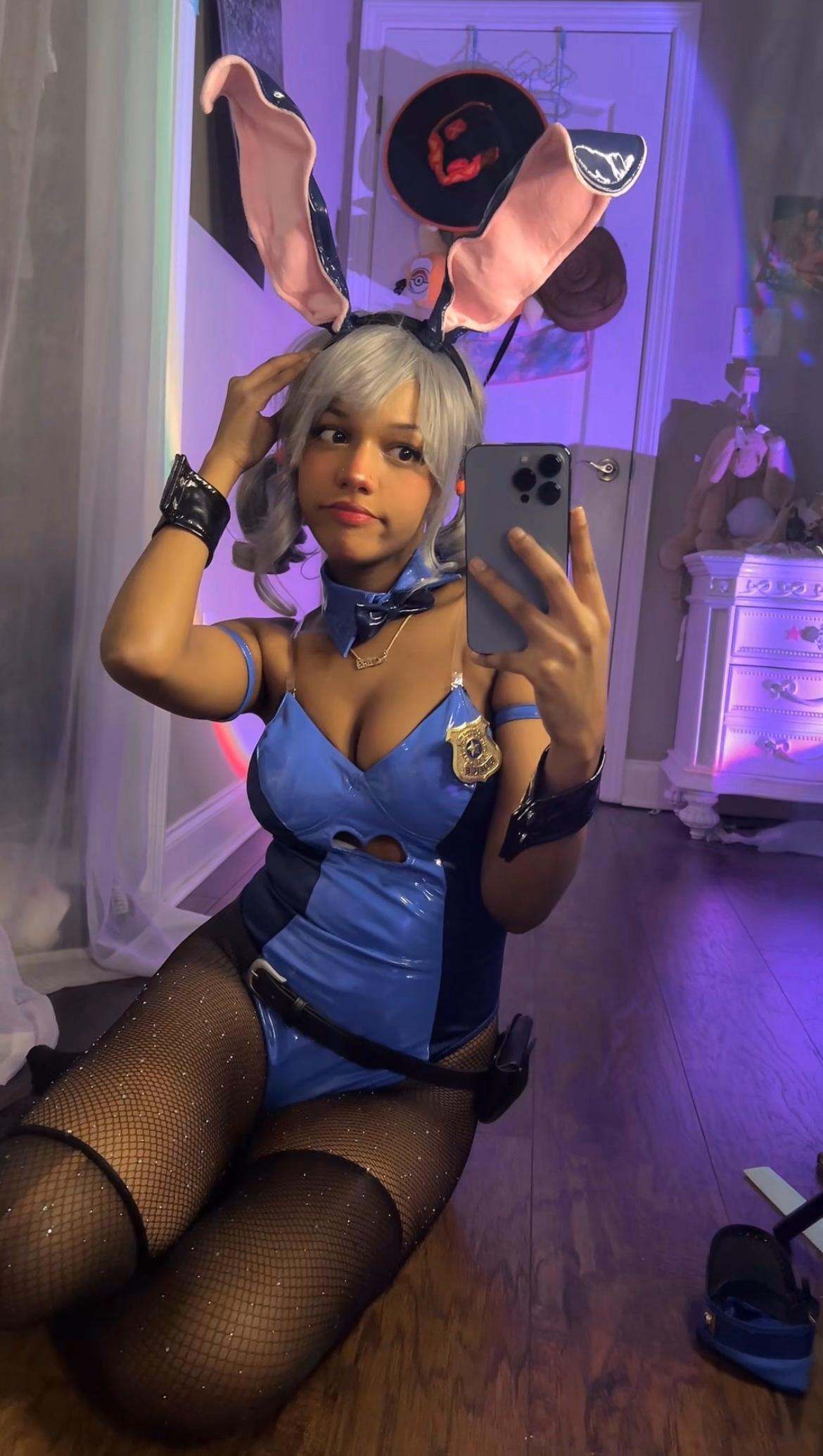Hehe Katt as Judy Hopps — cosplay photo 24 of 30