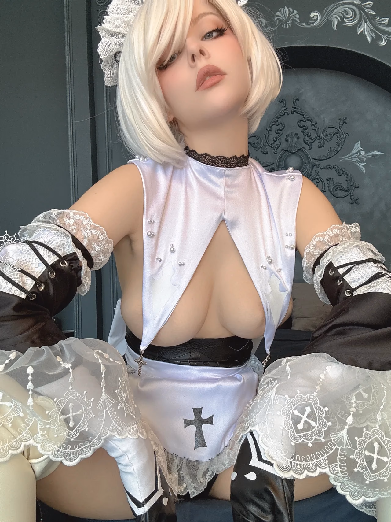 Helly von Valentine as 2B — cosplay photo 56 of 74