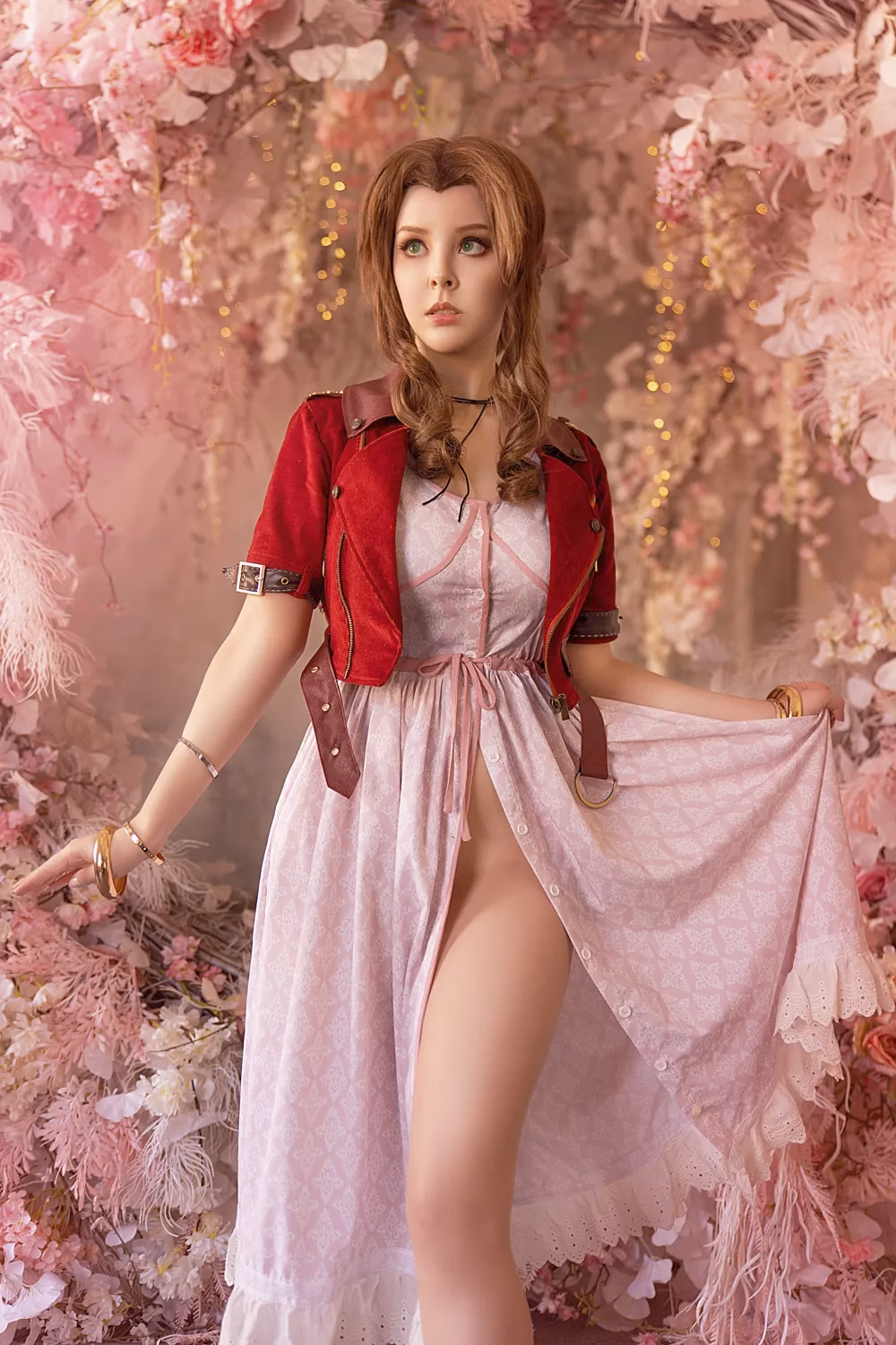 Helly von Valentine as Aerith Gainsborough — cosplay photo 8 of 35