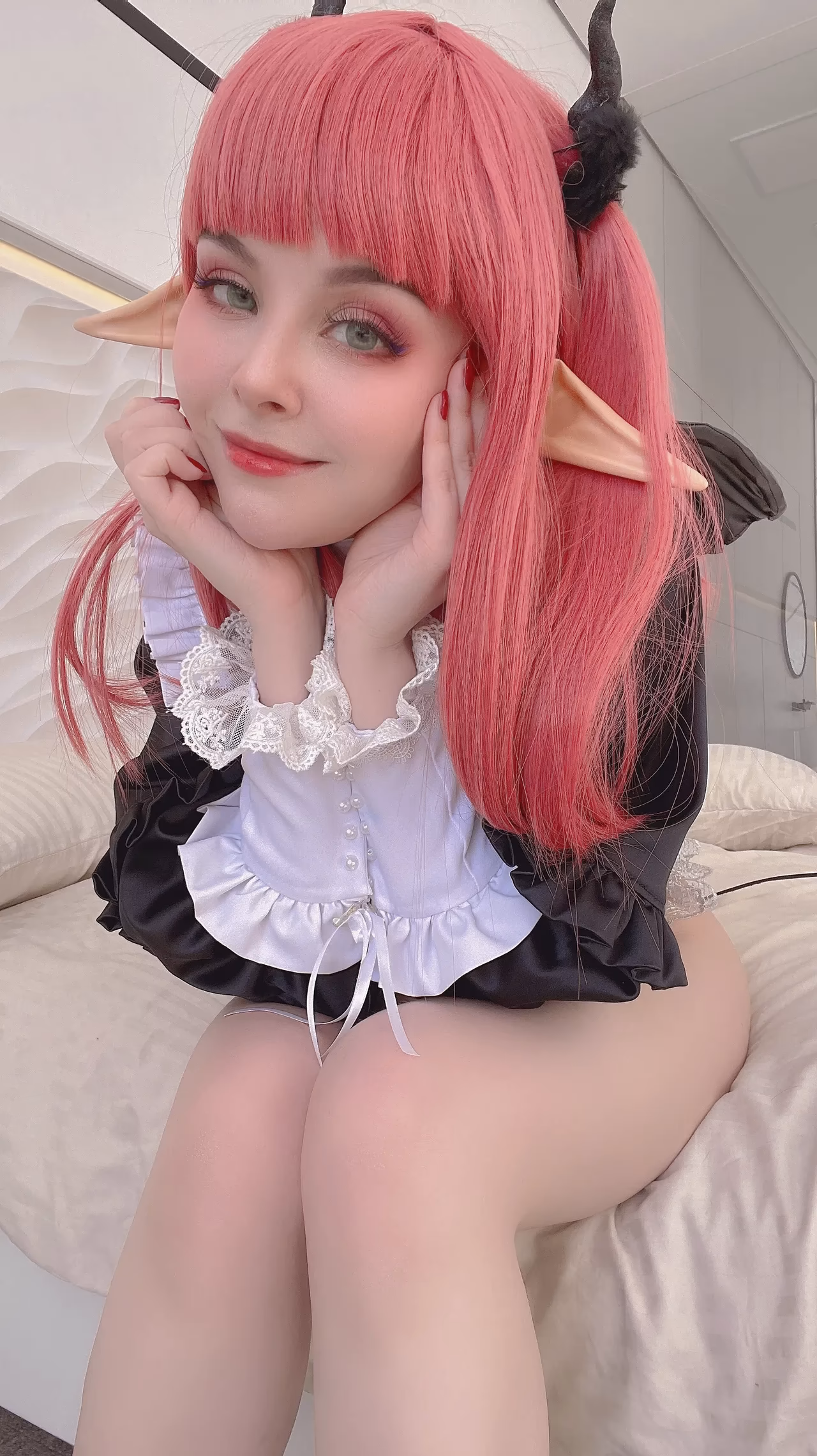 Helly von Valentine as Rizu-kyun — cosplay photo 12 of 40