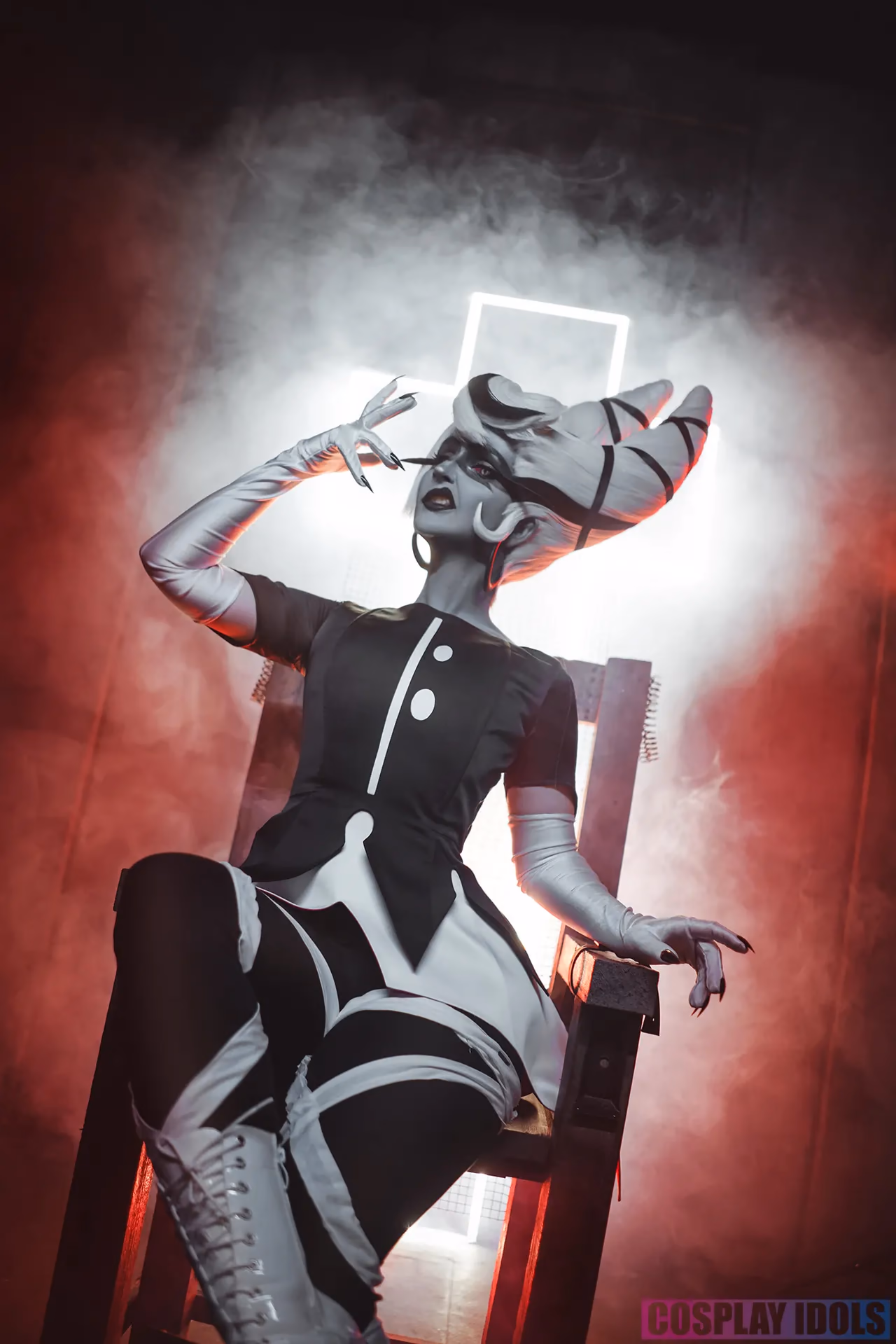 Hemulka as Carmilla Carmine — cosplay photo 12 of 20