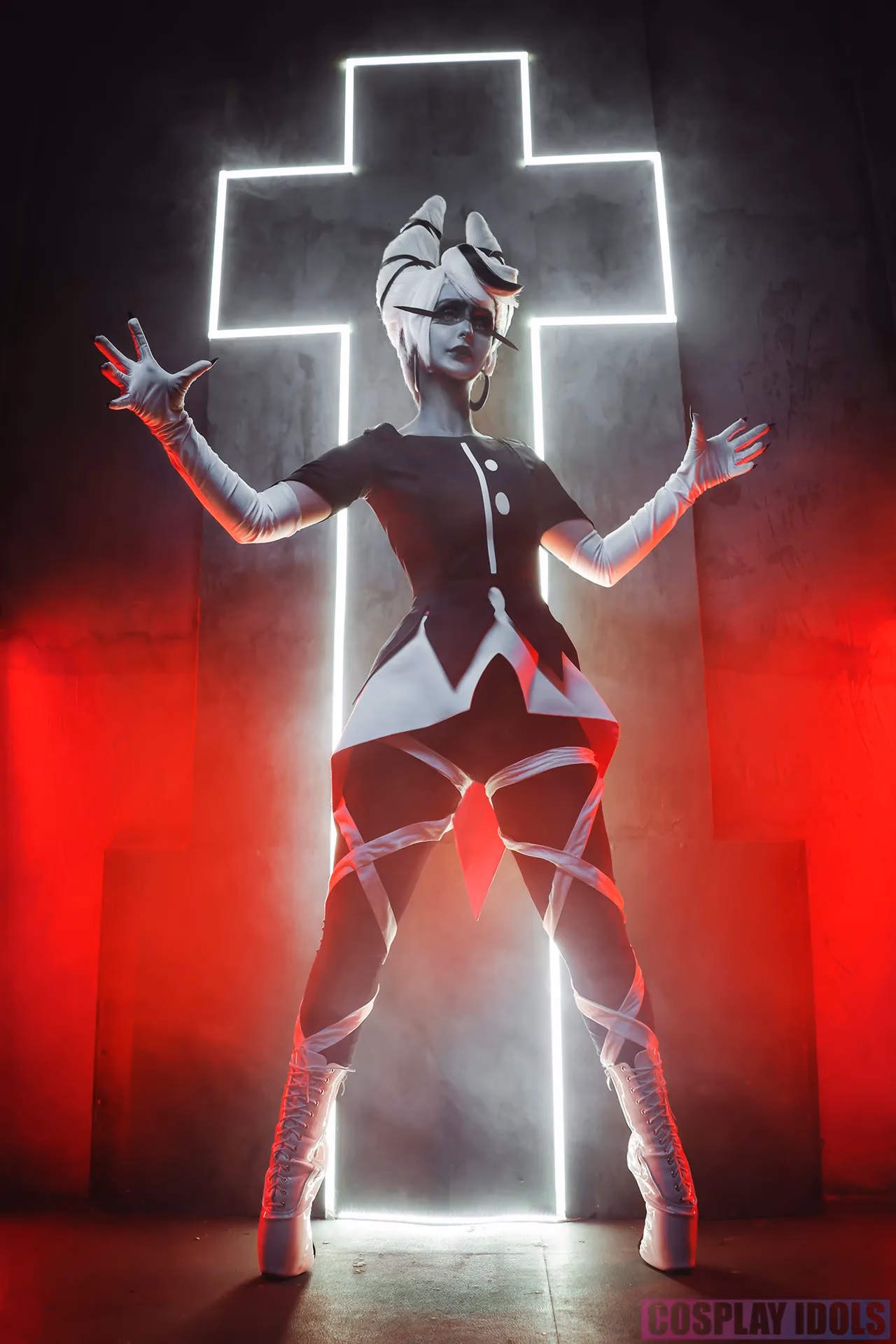 Hemulka as Carmilla Carmine — cosplay photo 19 of 20