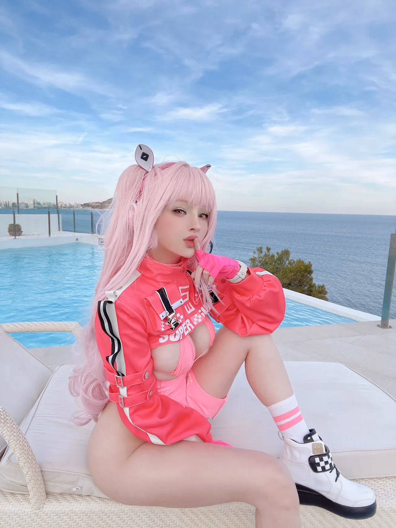 Hidori Rose as Alice — cosplay photo 13 of 31