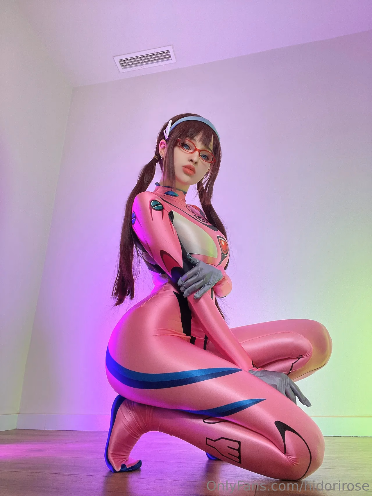 Hidori Rose as Mari Illustrious Makinami — cosplay photo 11 of 31