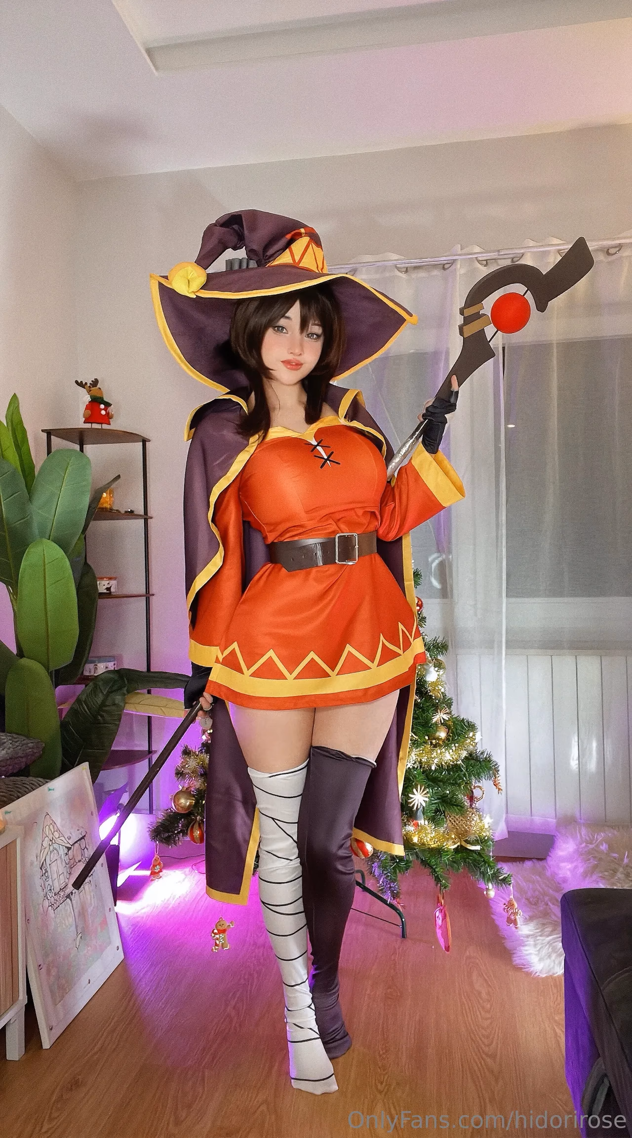 Hidori Rose as Megumin — cosplay photo 9 of 36