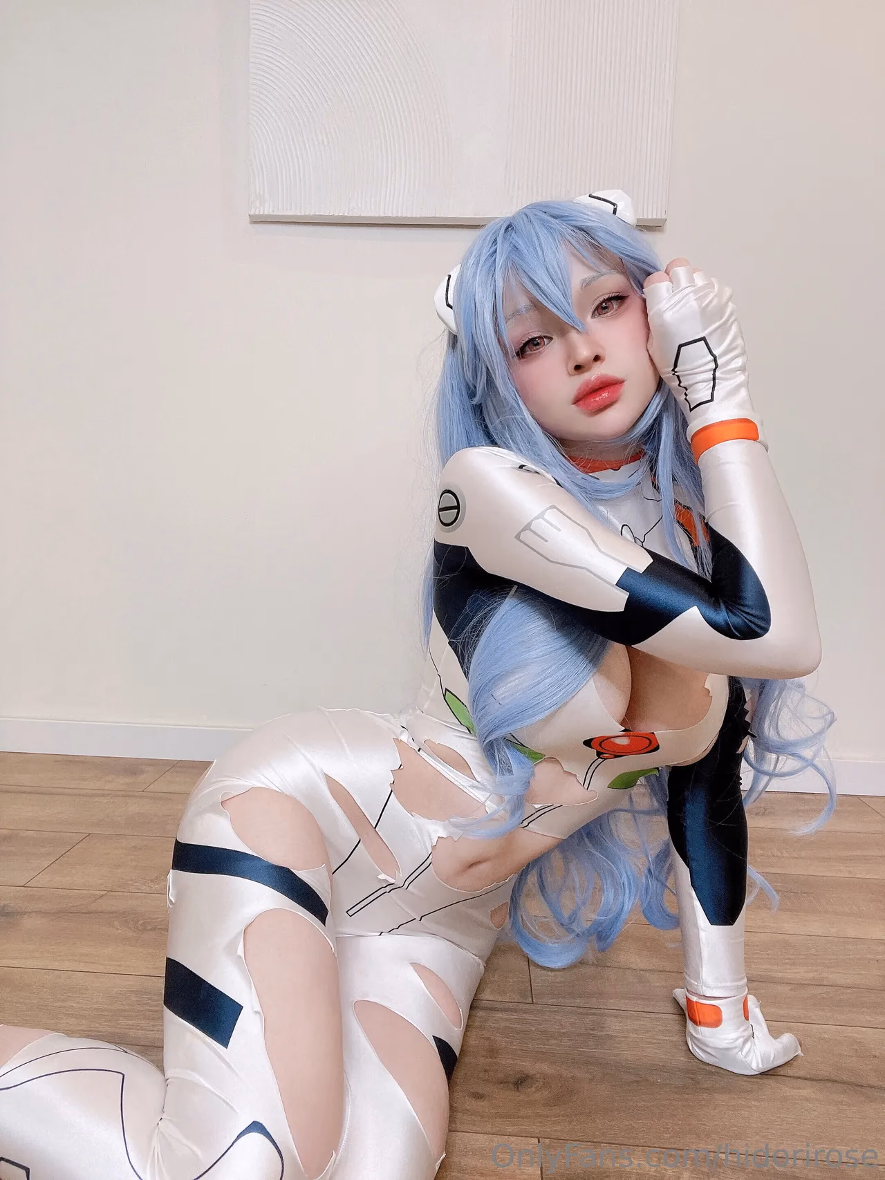 Hidori Rose as Rei Ayanami — cosplay photo 16 of 36